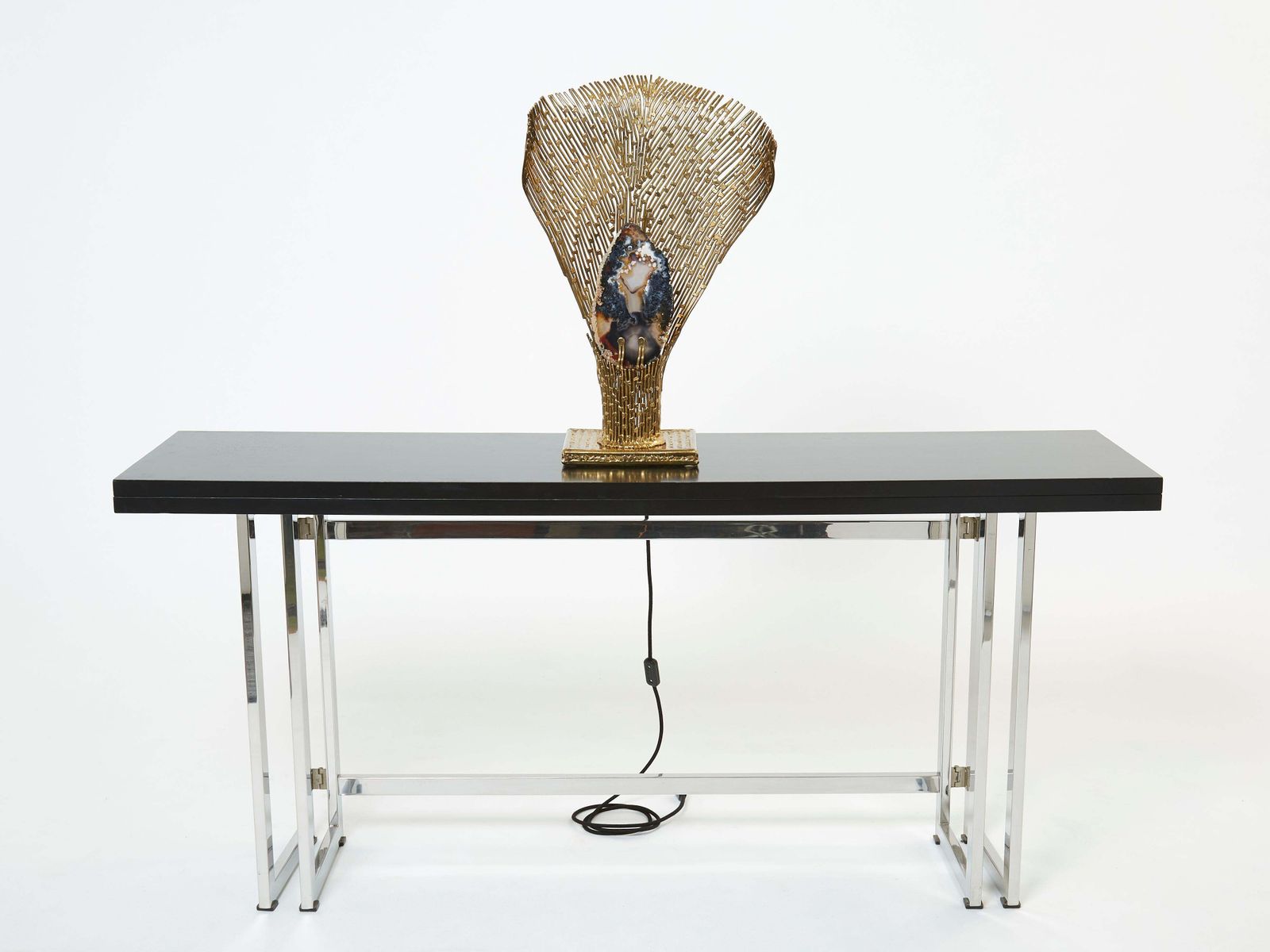 photo vinterior Lampe de table Henri Fernandez en laiton et agate Nefertiti, années 1970