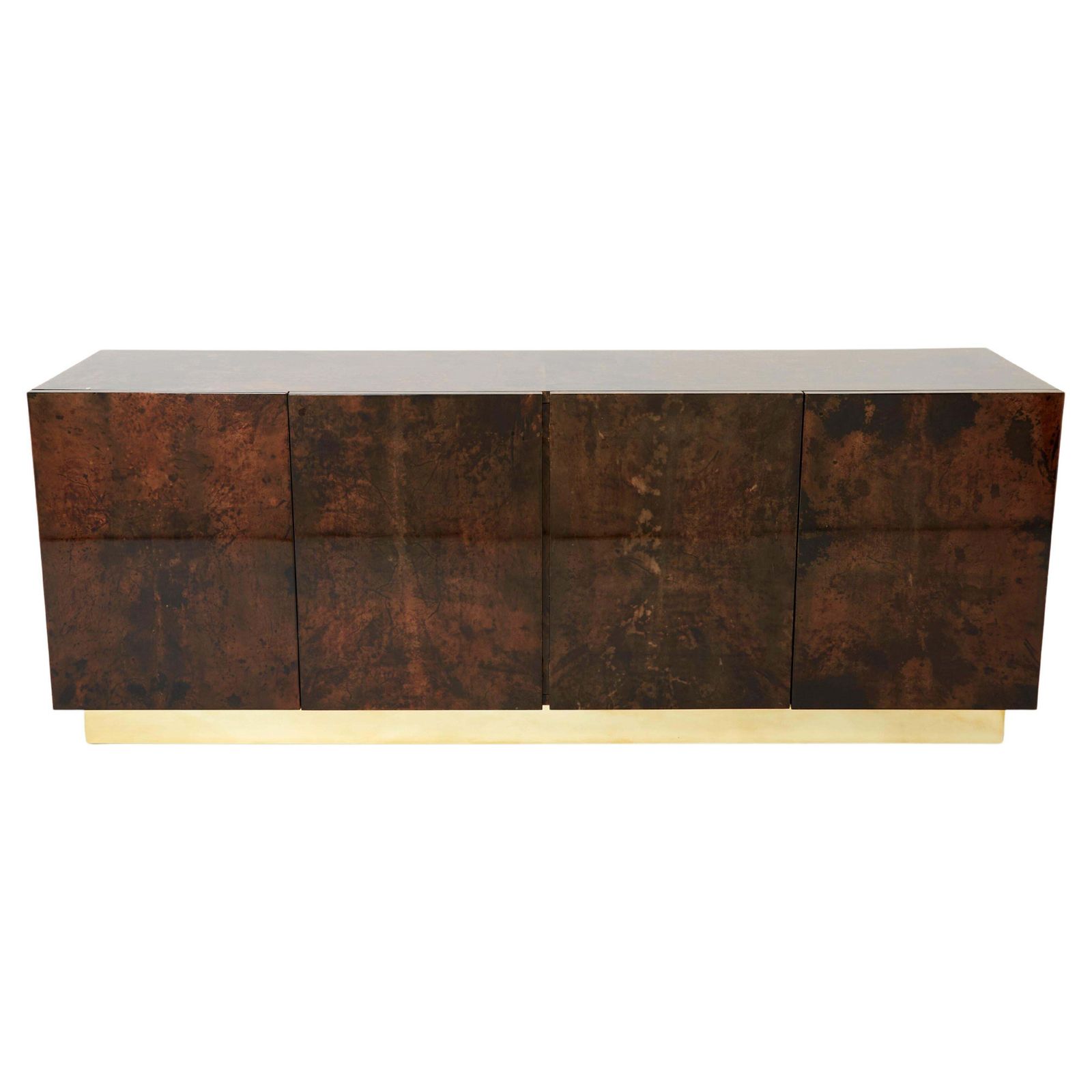 Buffet Aldo Tura en parchemin de chèvre brun et laiton, années 1960