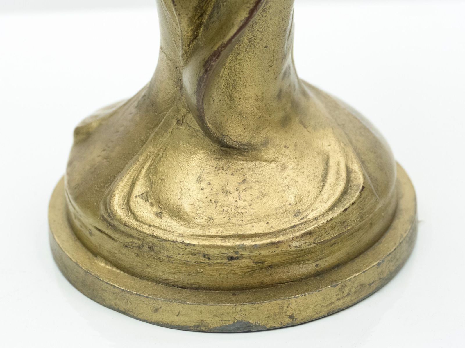 photo furniture Lampe Art déco en bronze patiné, France, années 1930
