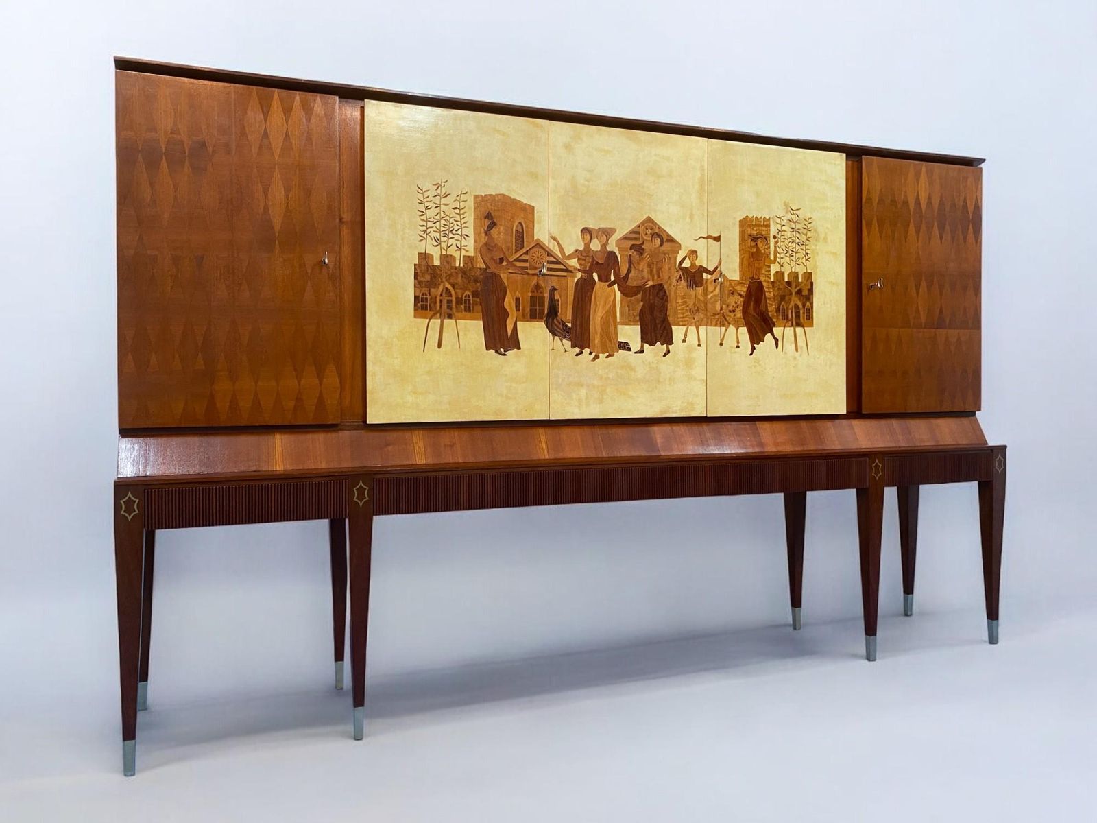 Credenza Italiana In Pergamena Intarsiata Disegnata Da Paolo Buffa Nel 1950 photo for sale