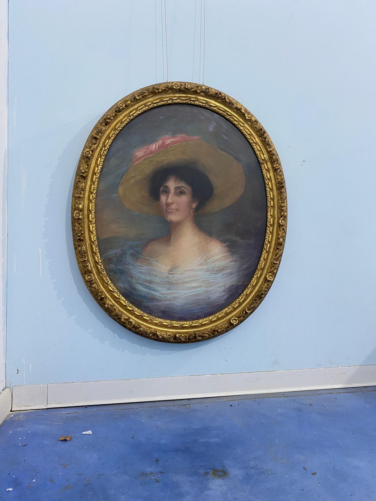 Antico Dipinto Francese A Pastello "Ritratto Di Donna", Firmato , Datato 1915 photo furniture