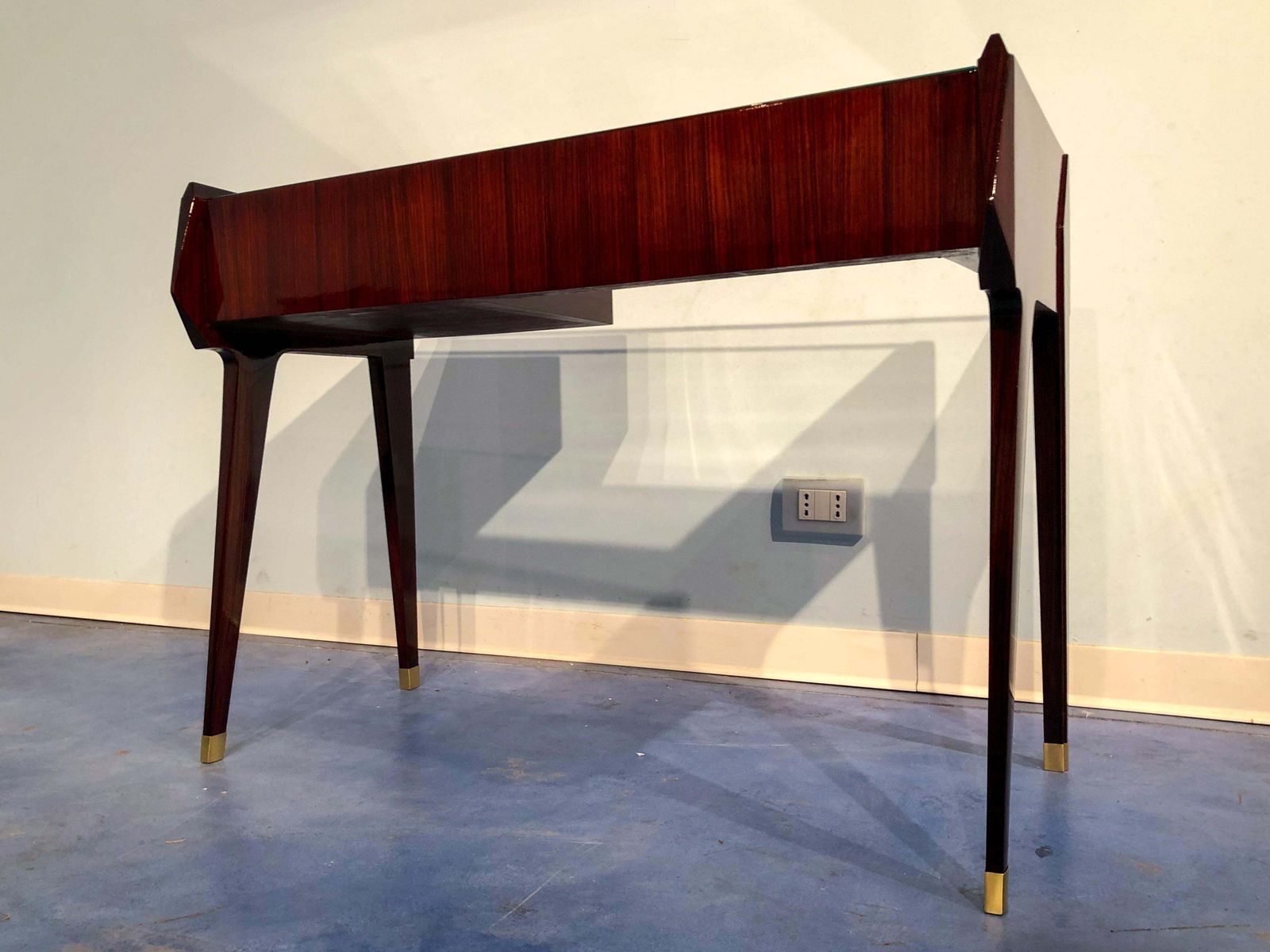Italian Mid Century Modern  Petitetable Desk Designed By Vittorio Dassi, 1950s photo 2859.0