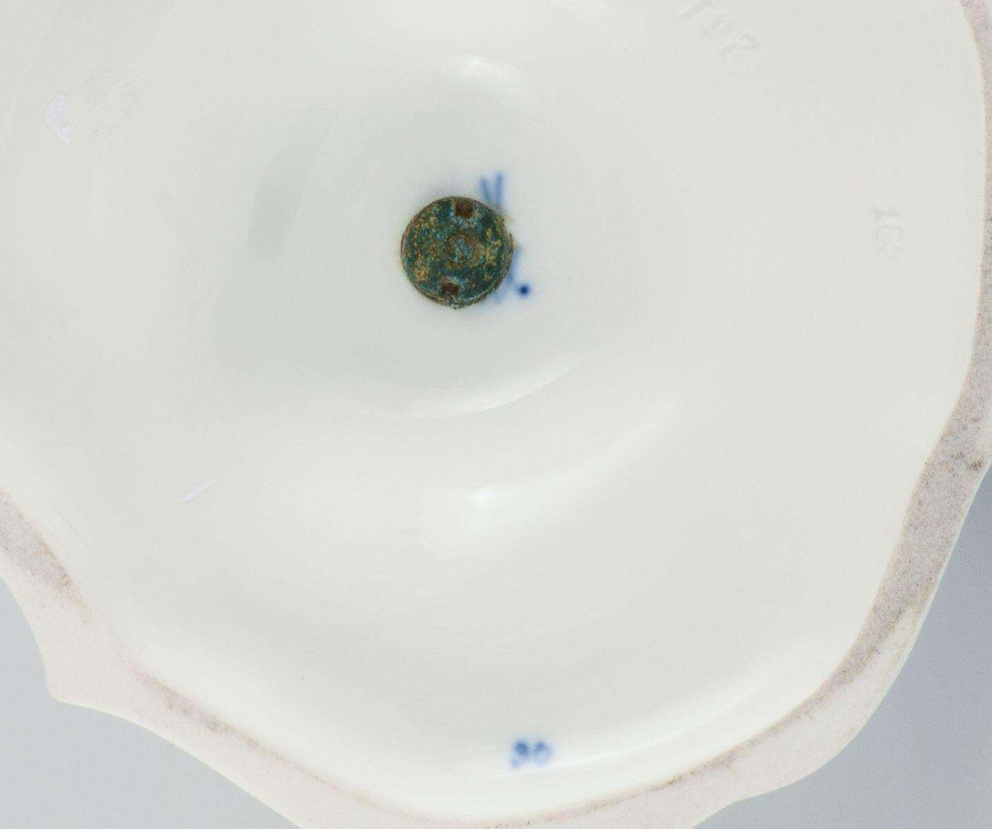 Meissen, Germany. Pair Of Large Antique Blue Onion Pattern Candlesticks. 19th C. photo buy