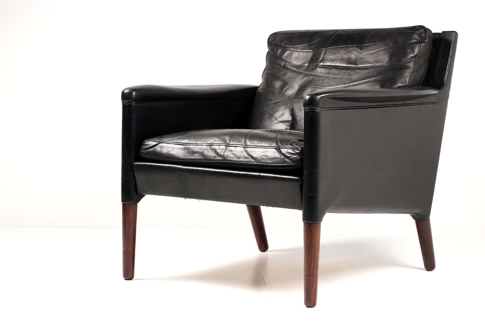 photo vintage Kurt østervig Model 55 Black Leather Lounge Chair  Danish Mid Century Design