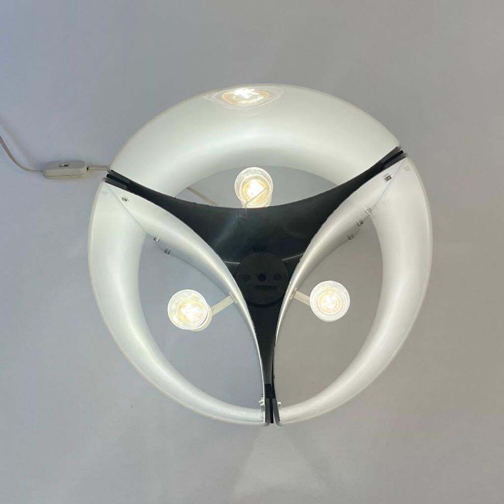 2 Acrylic & White Steel Table Lamps By Lella & Massimo Vignelli, Italy Ca. 1970s photo buy