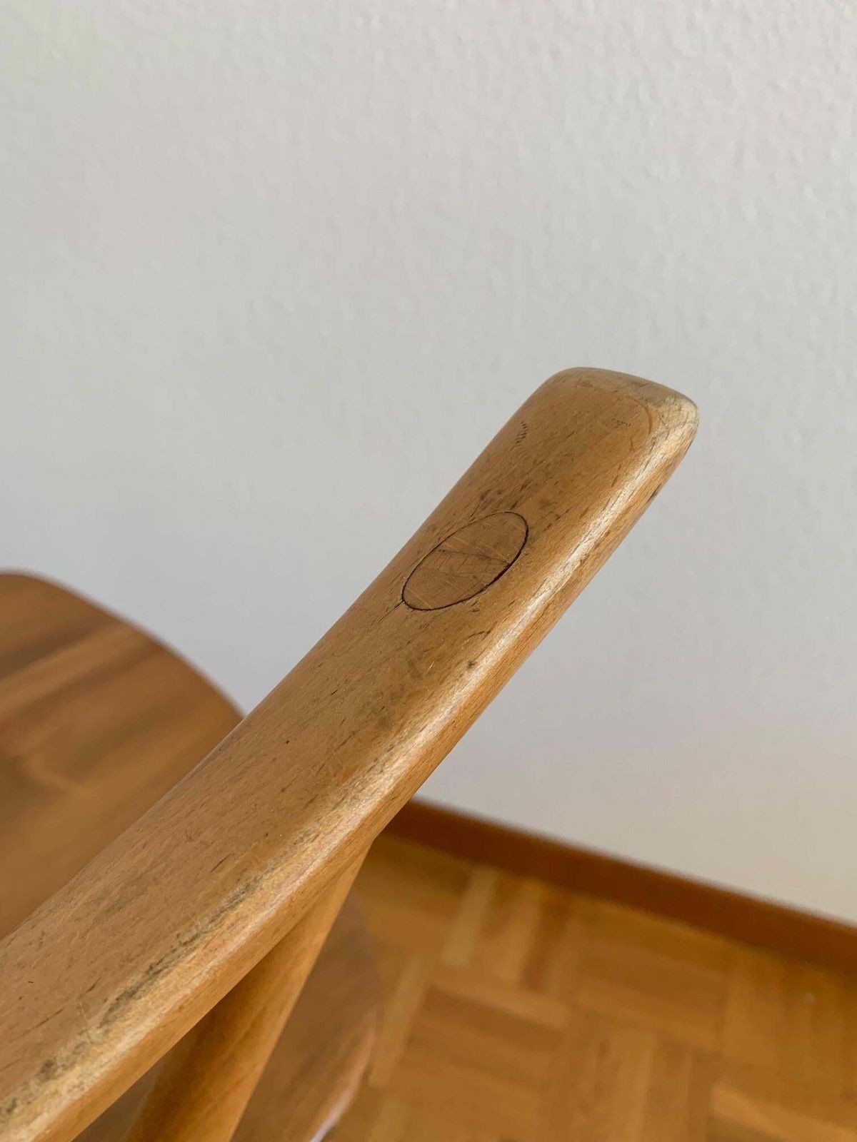 Furniture Elegant Pair Of Elm And Beech Easy Chairs By Ercol, Uk, 1950s. Model 493. photo