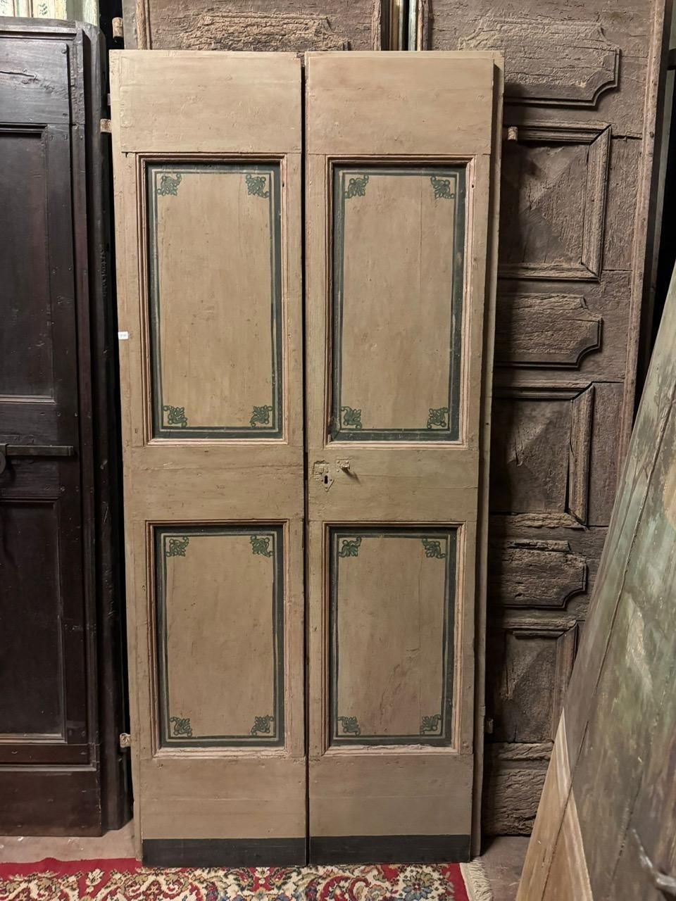 Double Leaf Door In Lacquered Wood, Painted Panels, Italy photo vinterior