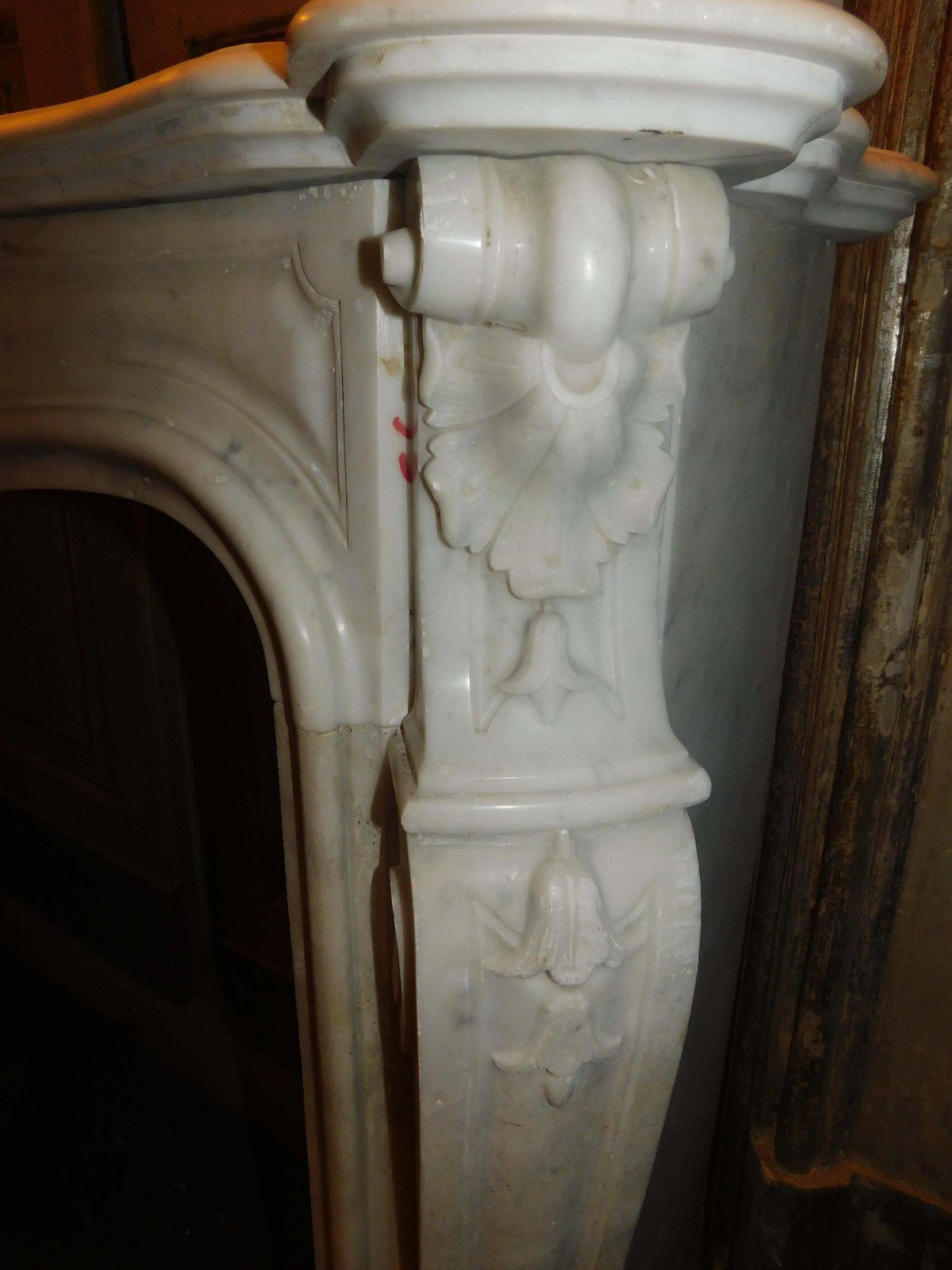 5979.0 White Carrara Marble Mantle Fireplace, Richly Carved With Three Shells, France photo