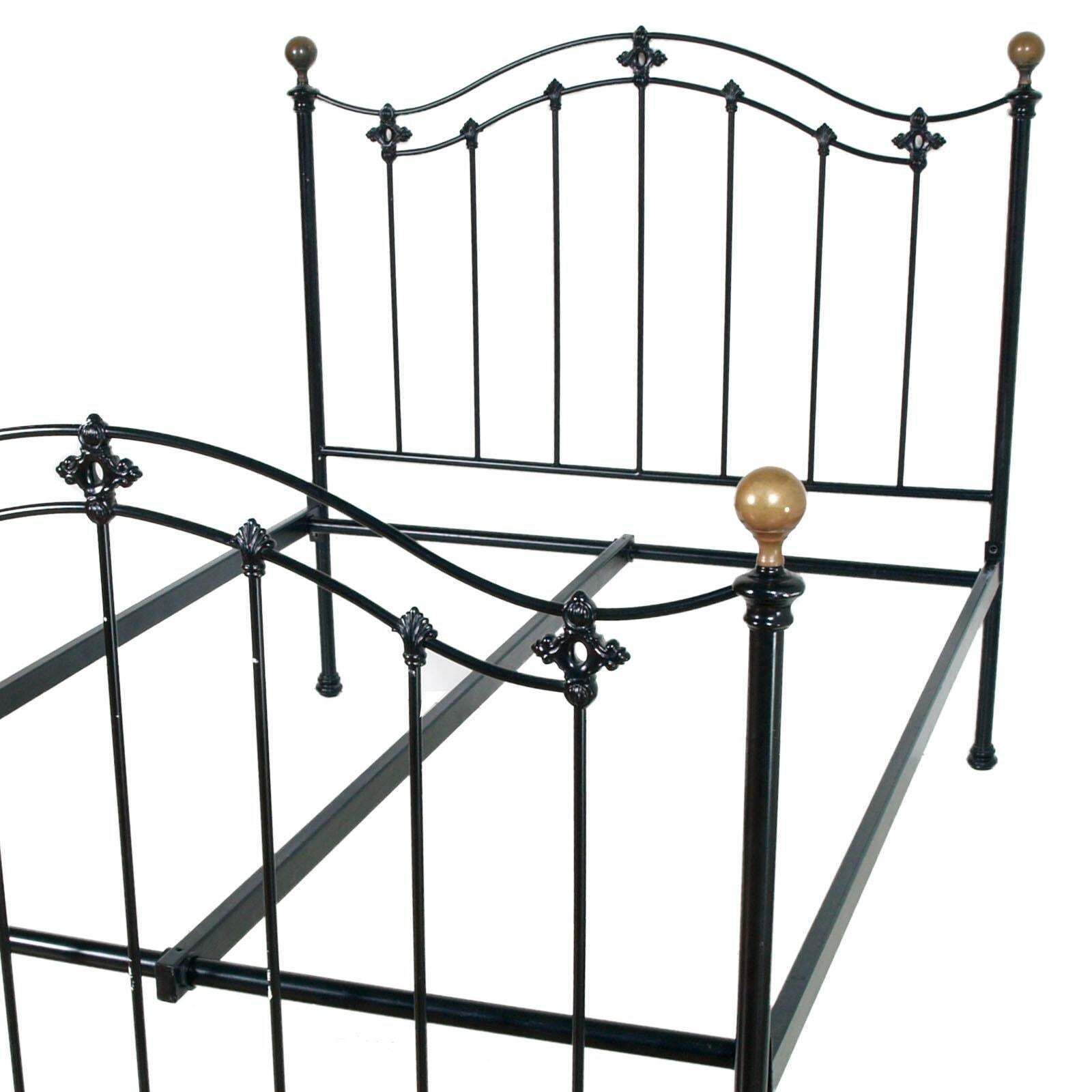 Italian Early 20th Century Iron And Cast Iron Enamelled Bed, Golden Brass Parts photo for sale