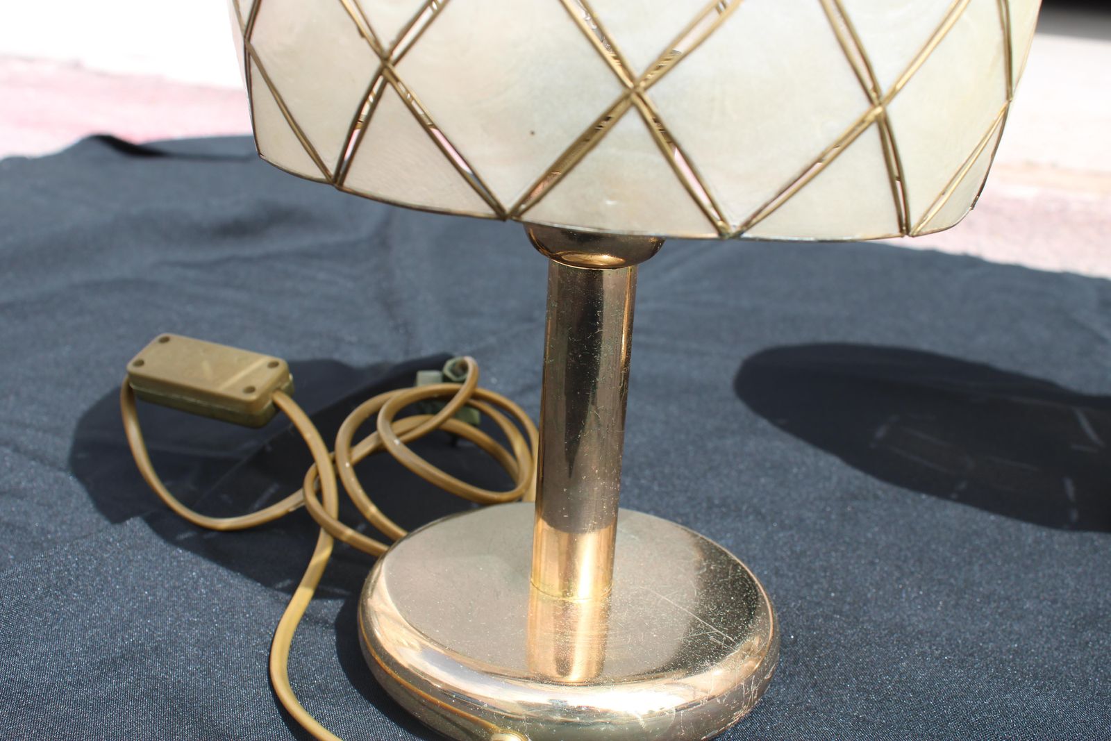 1560.0 Pair Of Decorative Brass Table Lamps Italy 1970s photo