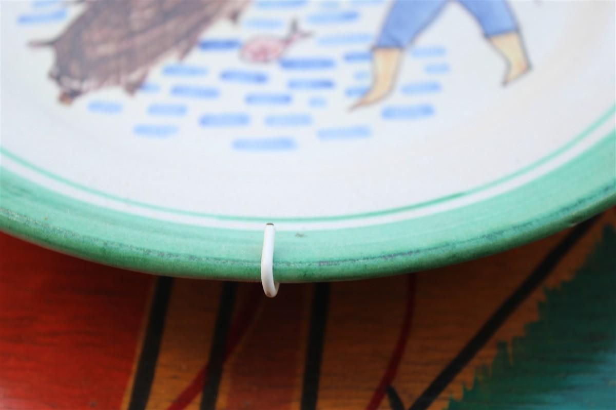 Round Plate Vietri C.A.S.  1950 With Fisherman Figures Made In Italy photo vinterior