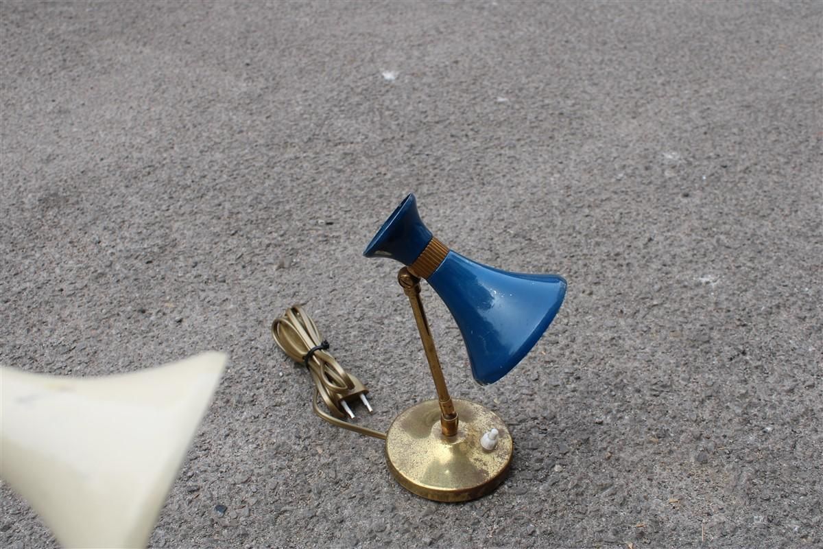 Lighting Coppia Di Lampade Da Tavolo Italia 1950 In Ottone E Metallo Smaltato Blu E Beige photo