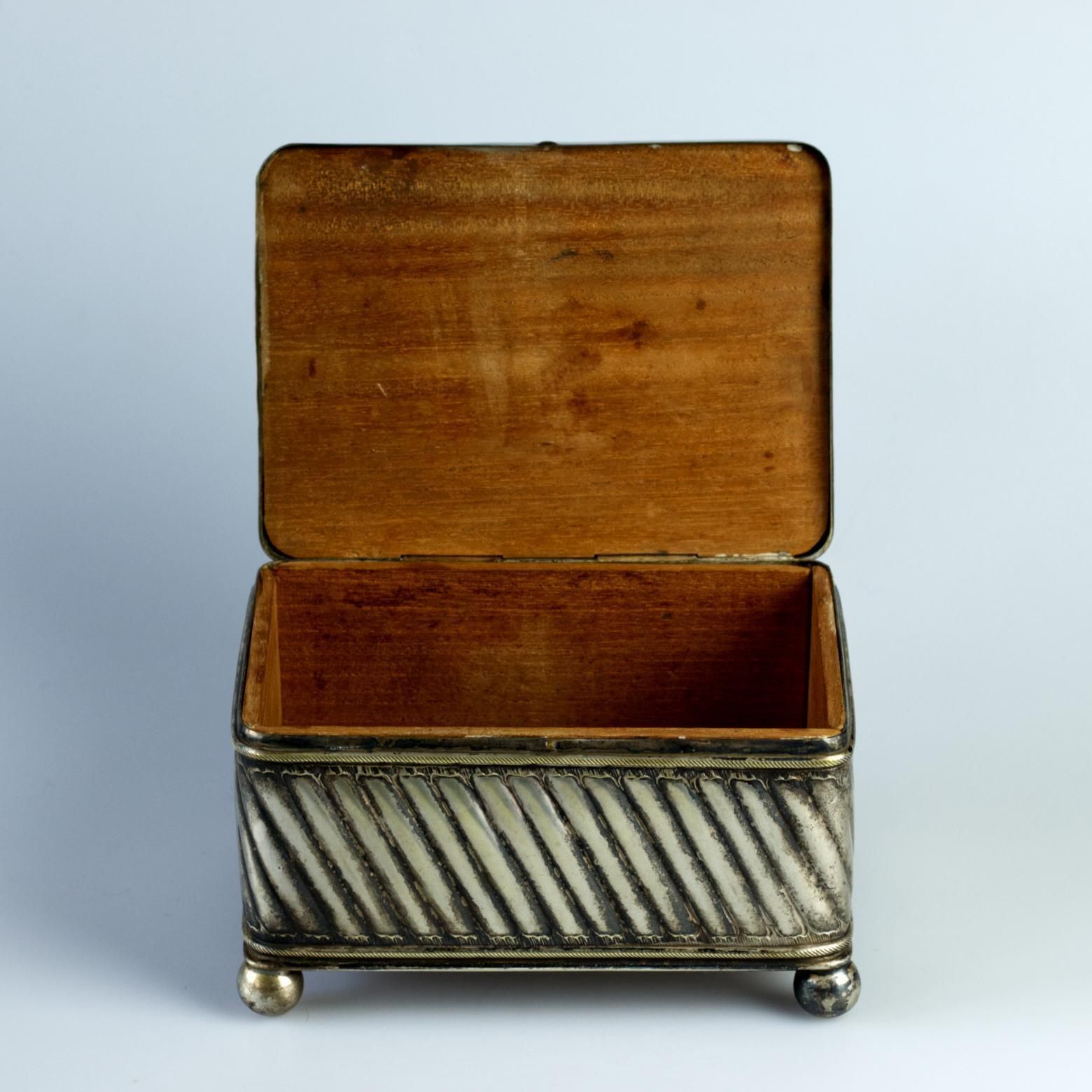 Silver Plated Cigarette Or Cigar Box Humidot With Cedar Filling Circa 1900s photo buy