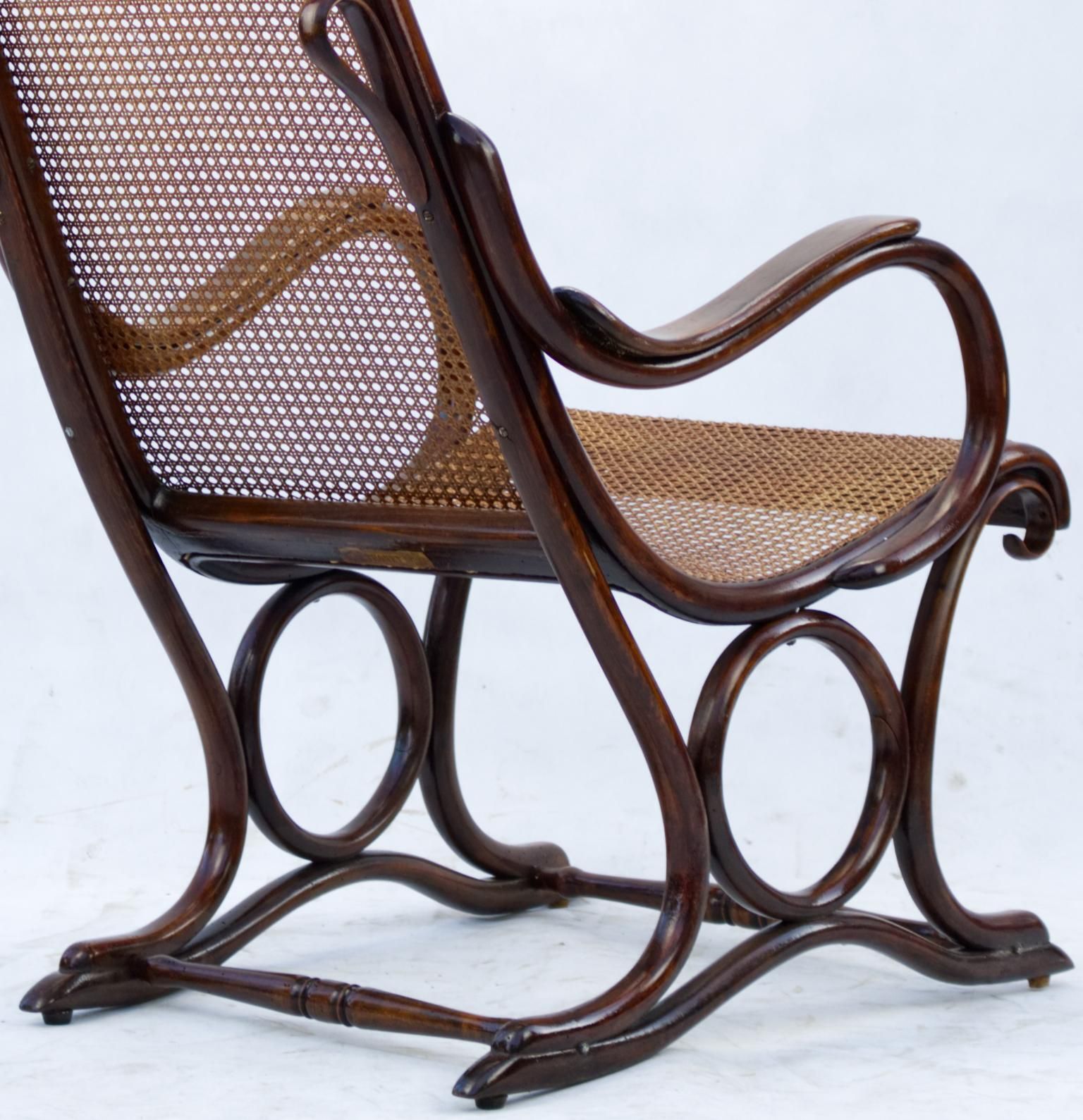 photo vinterior Bentwood Cane Salonfauteuil Easy Chair Thonet No. 1, Circa 1890