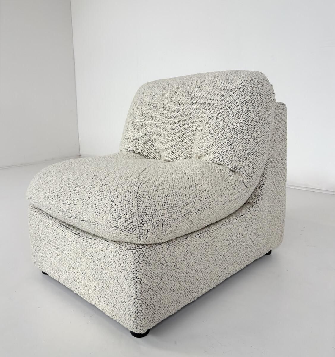 Contemporary Set Of 5 Armchairs, Boucle Fabric, Italy photo buy