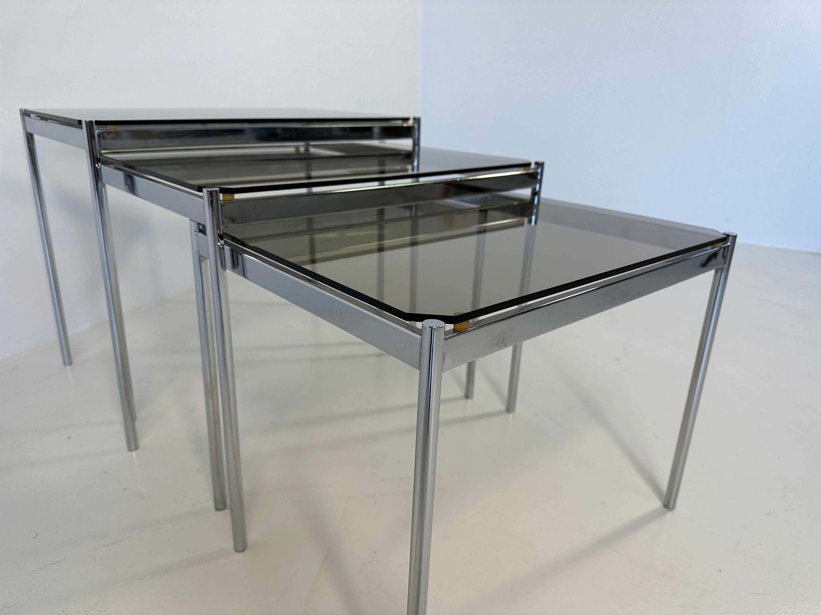 Italian Midcentury Set Of Three Chromed Metal Glass Stackable Tray Tables, 1970s photo 2212.0