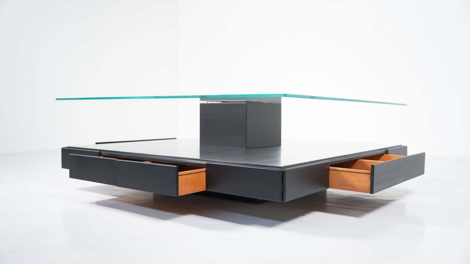photo furniture Mid Century Modern Tecno T147 Coffee Table By Marco Fantoni, Italy, 1970s