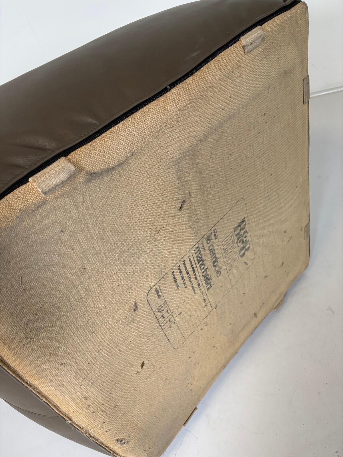 “Le Bambole” Chair By Mario Bellini For B&B Italia   1970s   New Upholstery photo vintage