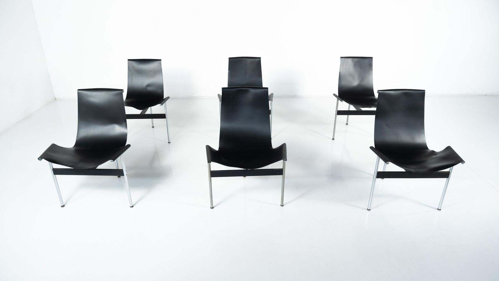 Furniture Set Of 6 "T" Chairs By Douglas Kelly, Ross Littell And William Katavolos, 1950s photo