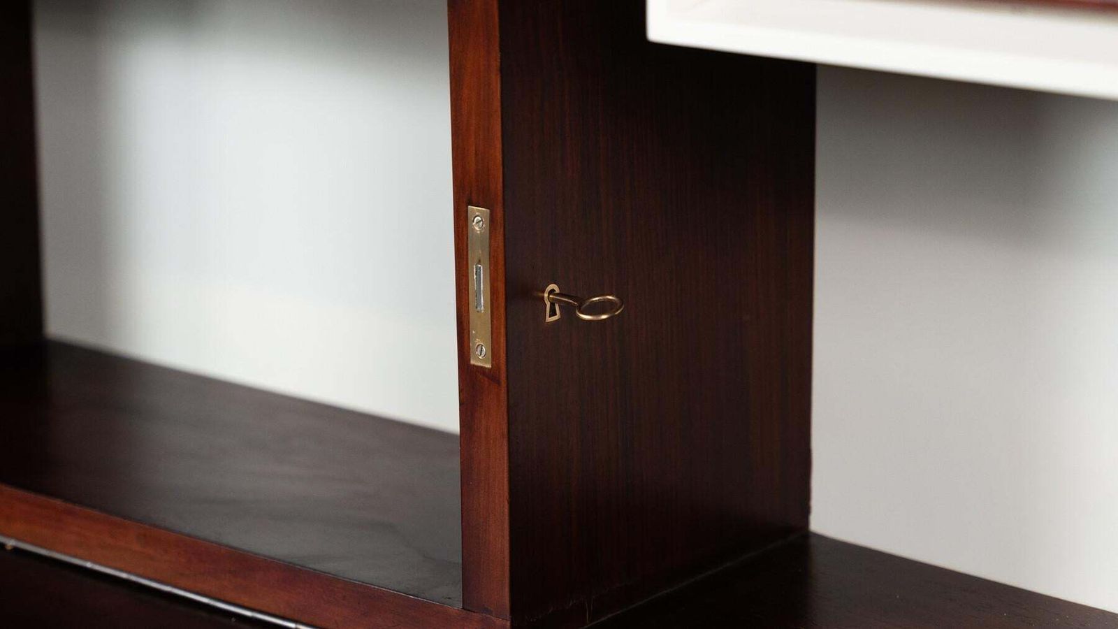 photo for sale Mid Century Bookcase By Gio Ponti For Ariberto Colombo, 1945