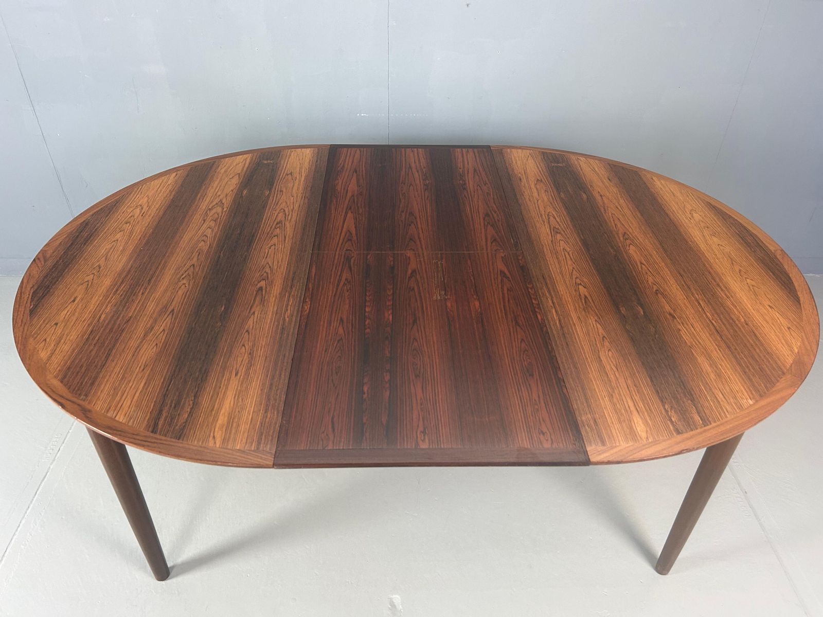 Scandinavian Modern Extendable Oval / Round Dinning Table, 1960, Denmark photo for sale