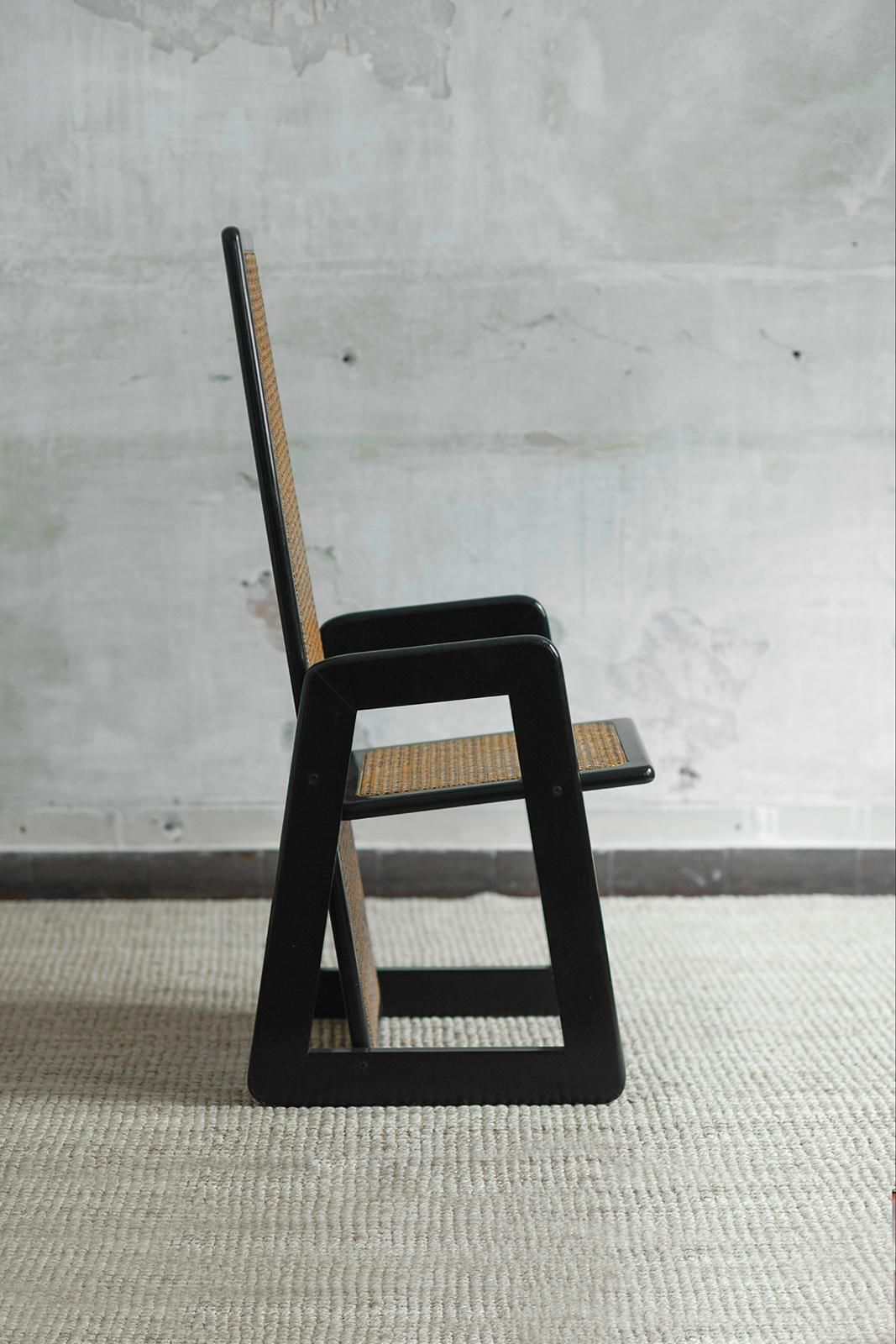 Set Of 4 Chairs In Vienna Straw And Black Lacquered Wood, 1970s photo 2478.0