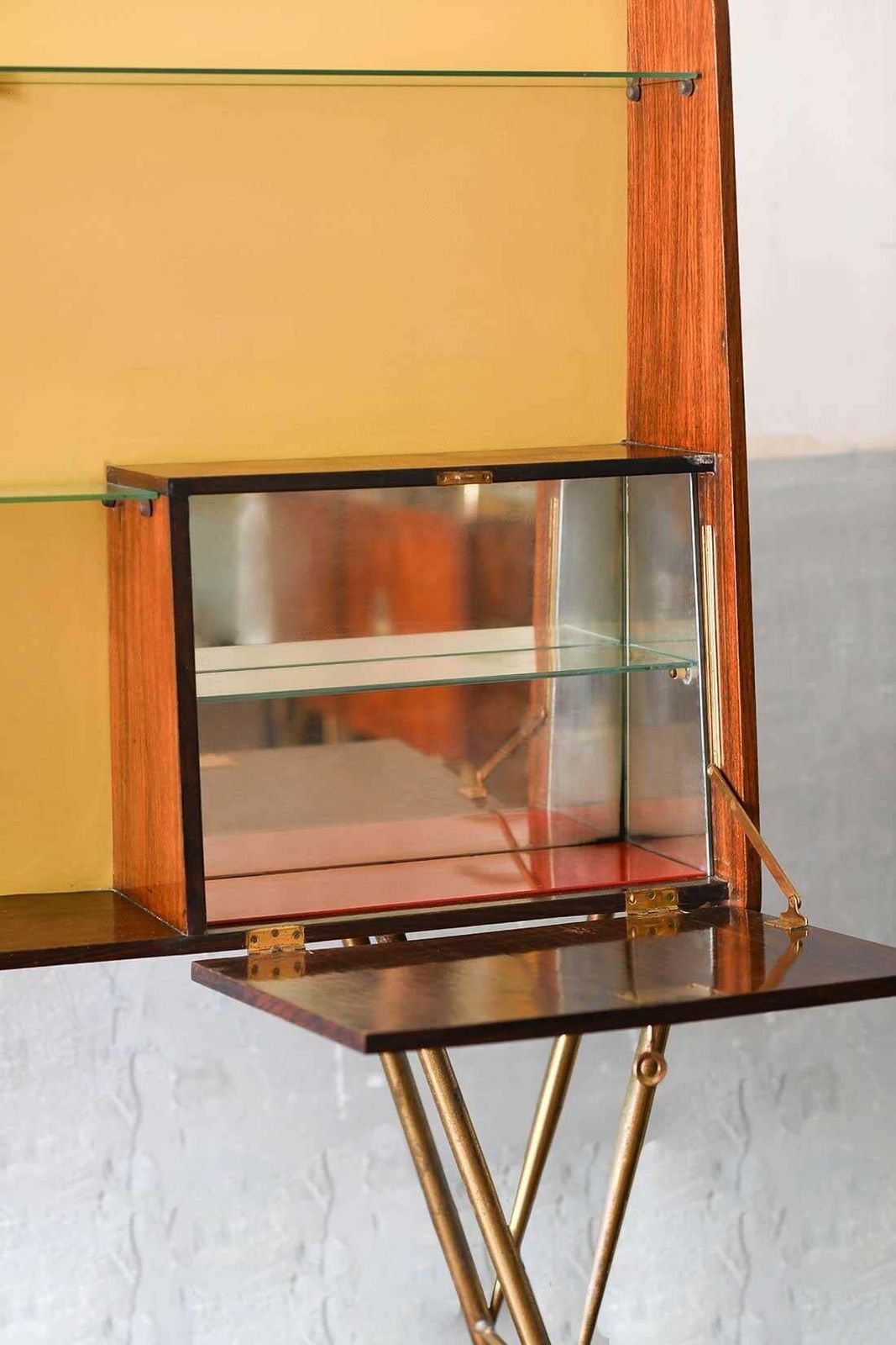 Mid Century Bar Counter In Wood, Brass And Glass. Italian Artisan Production. photo vintage