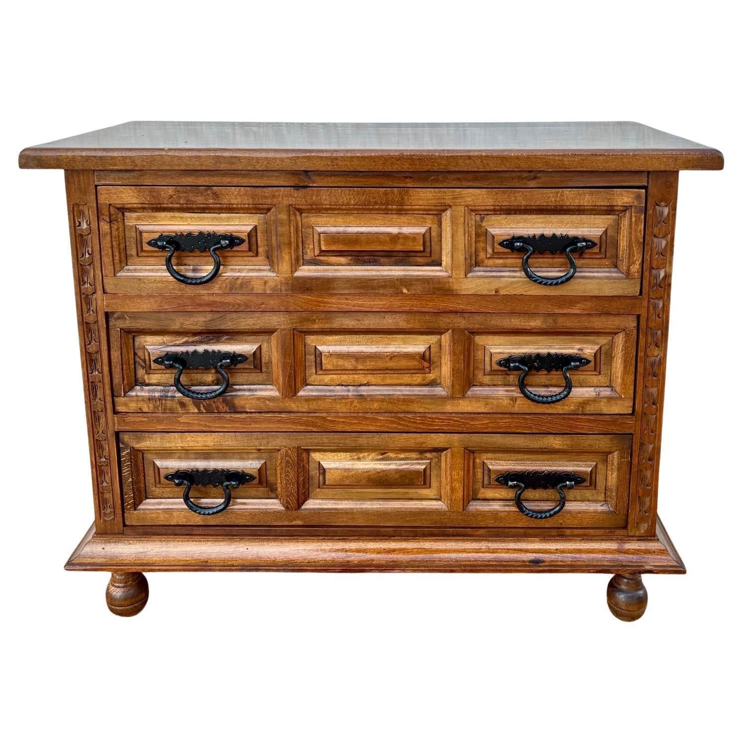 Commode vintage en noyer, années 1940