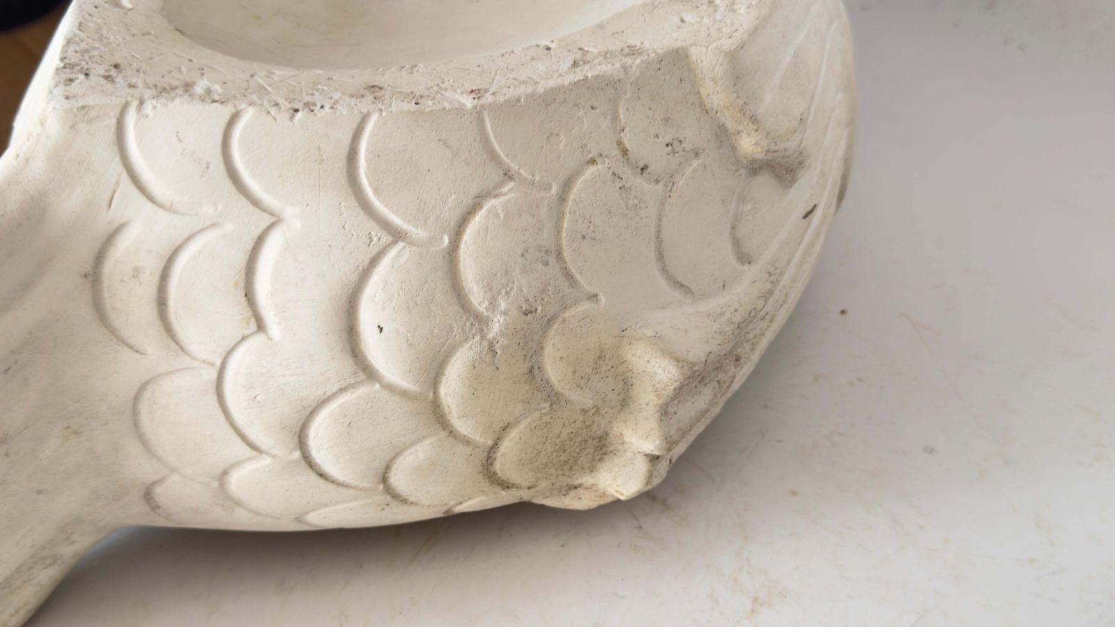 691.0 Large Plaster Jardinière France, 1930s Fish Sculpture In The Style Of Martel photo