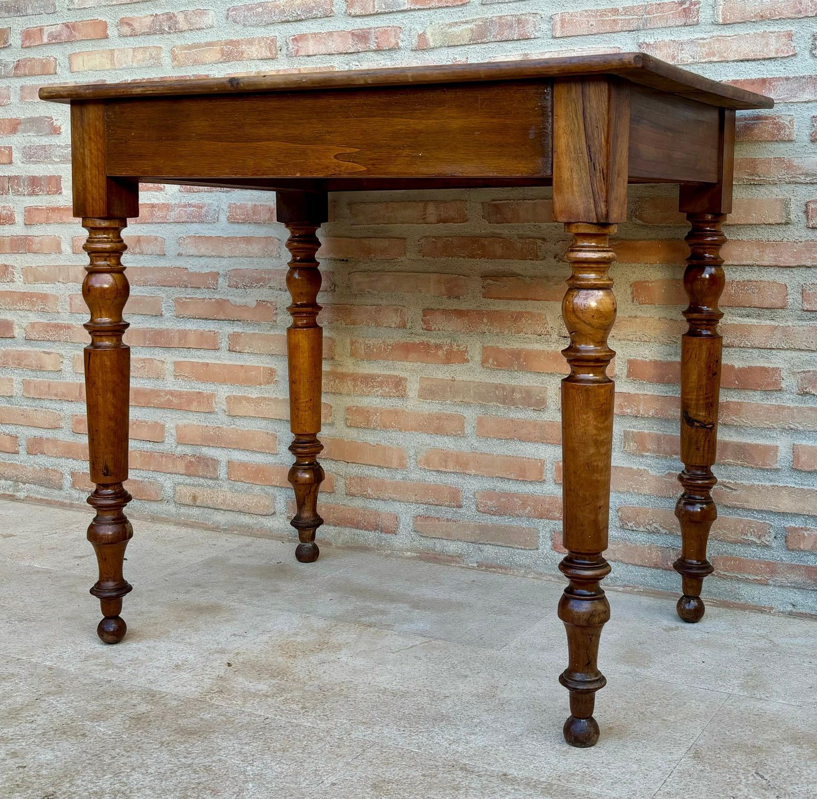 Table de travail provinciale française, années 1890 photo for sale