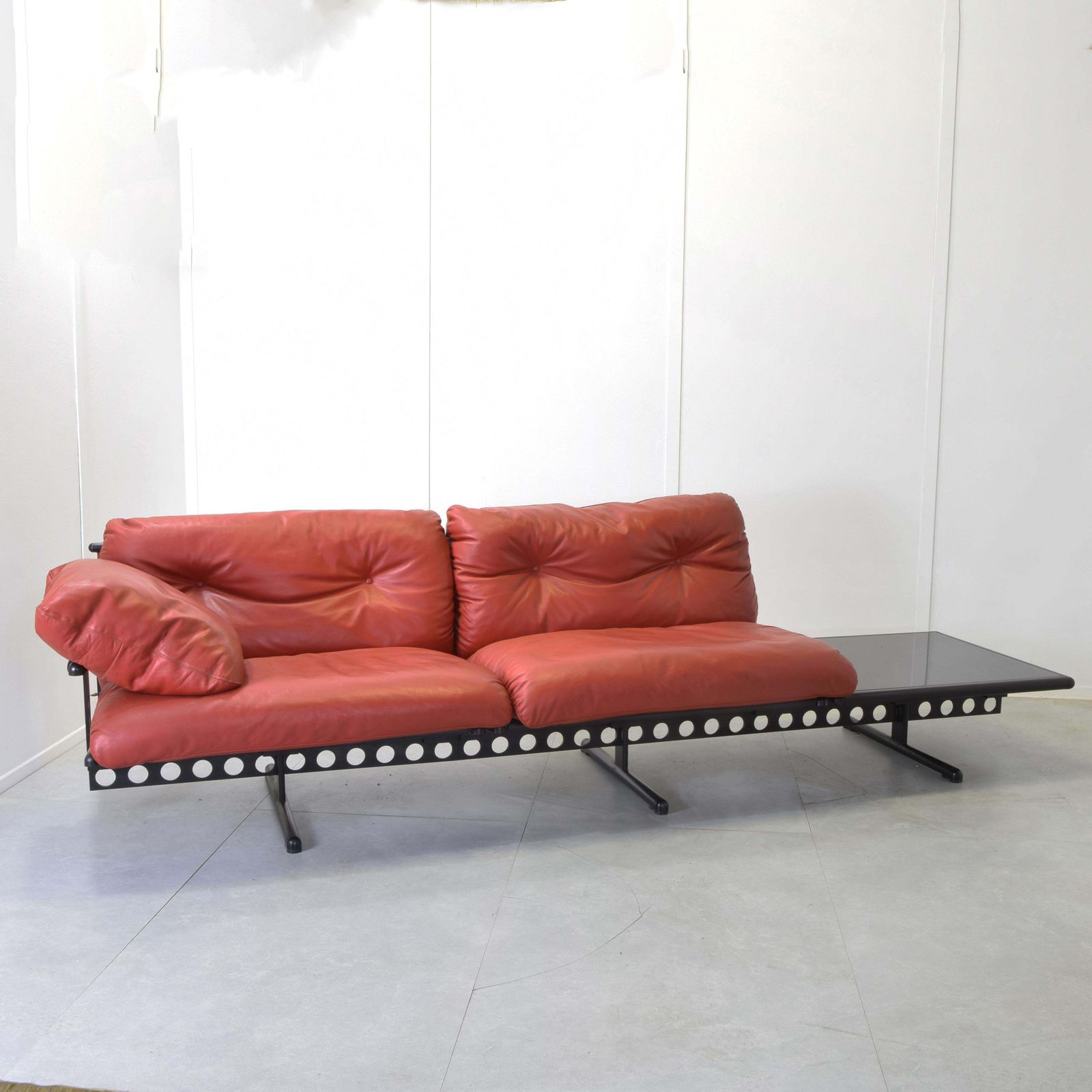 Poltrona Frau Mod.Ouverture Design Pierluigi Cerri 1980s photo furniture