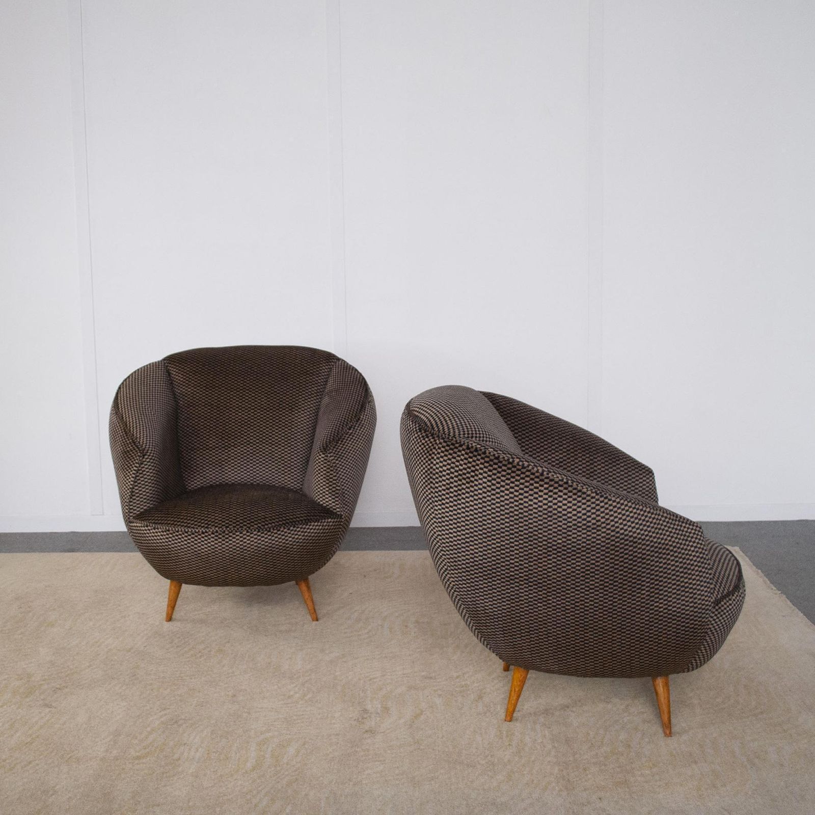 Gio Ponti In The Style Set Of Two Armchairs 1940s photo 6017.0