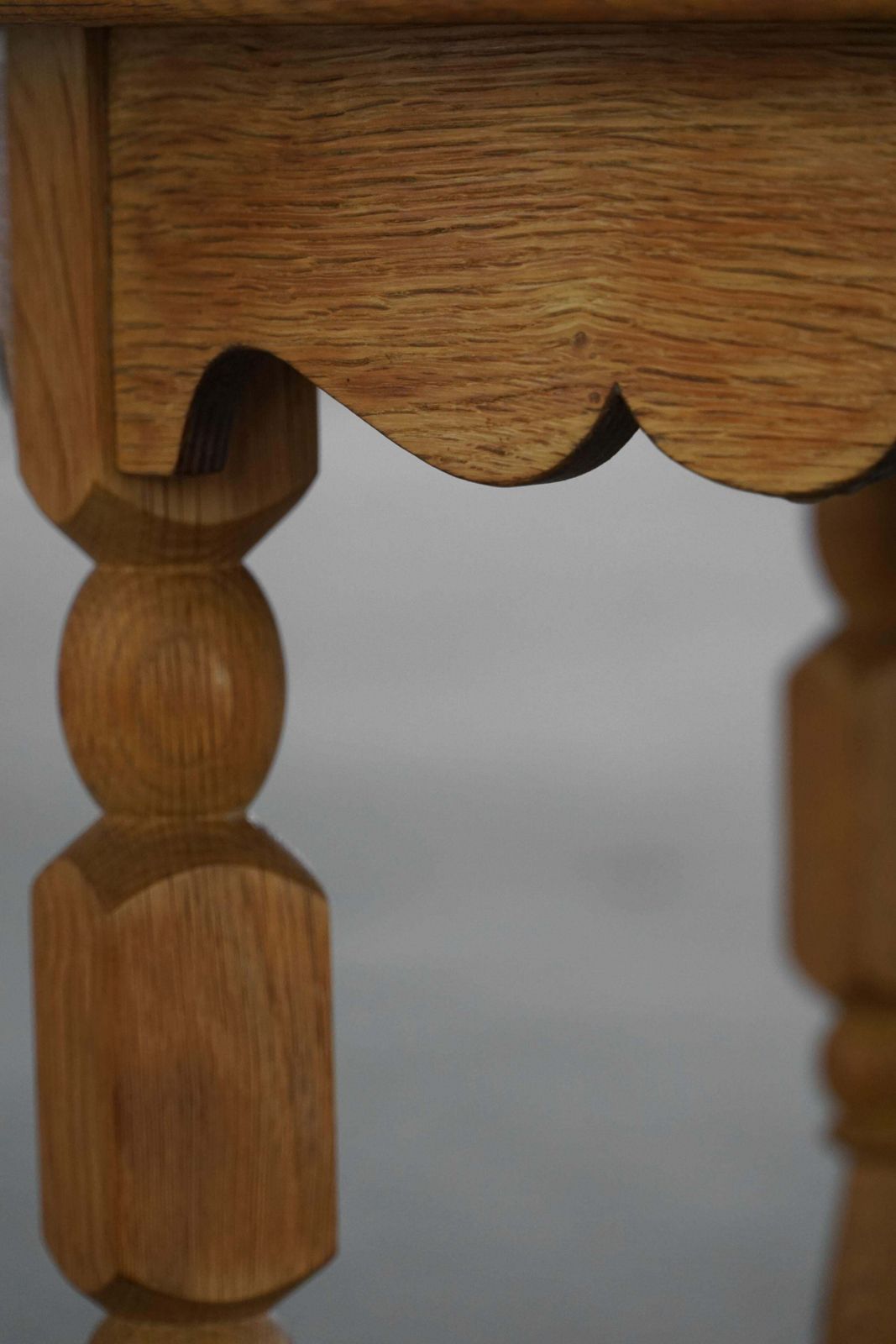 Furniture Mid Century Round Danish Side Table In Solid Oak, Henning Kjærnulf, 1960s photo