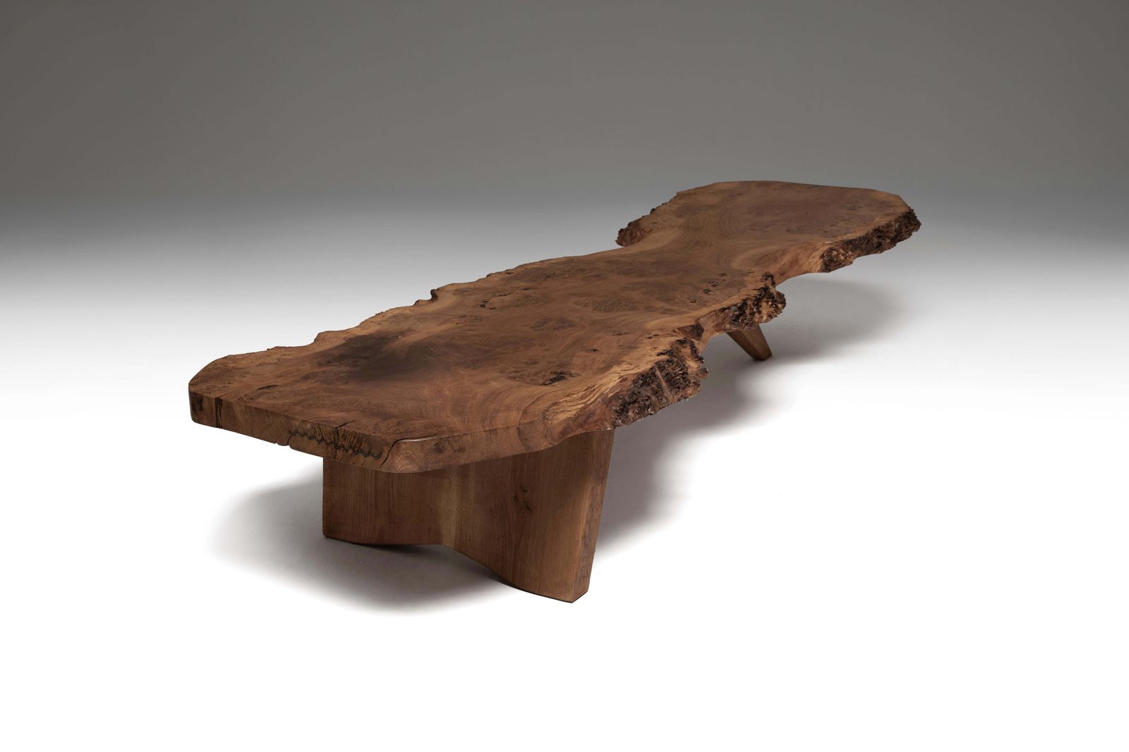 Exceptional And Large Coffee Table,  English Oak Burl, 1970s. photo 9149.0