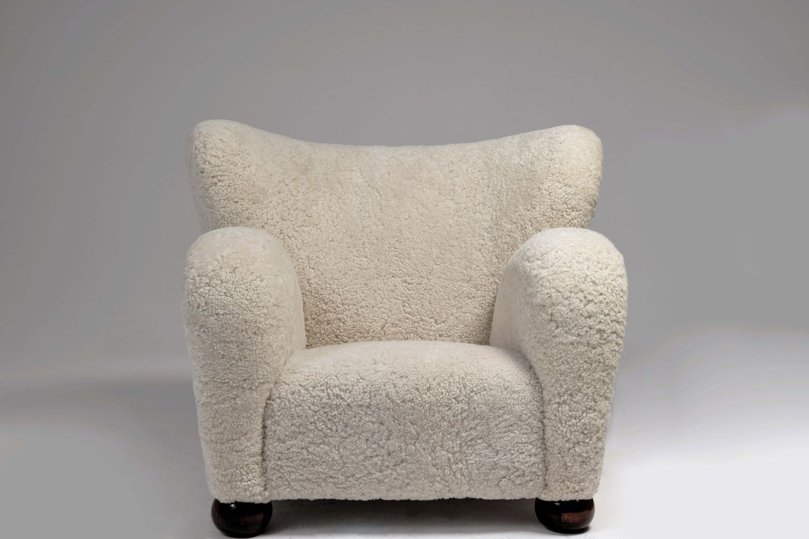 Marta Blomstedt  Sheepskin Wing Chairs For The Aulanko Hotel, Finland, 1930s. photo 18581.0