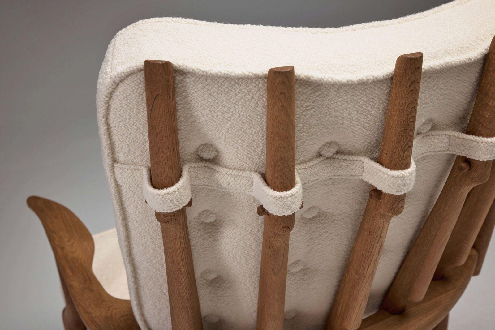 8318.0 Grand Repos Lounge Chair Attributed To Guillerme Et Chambron For Votre Maison photo