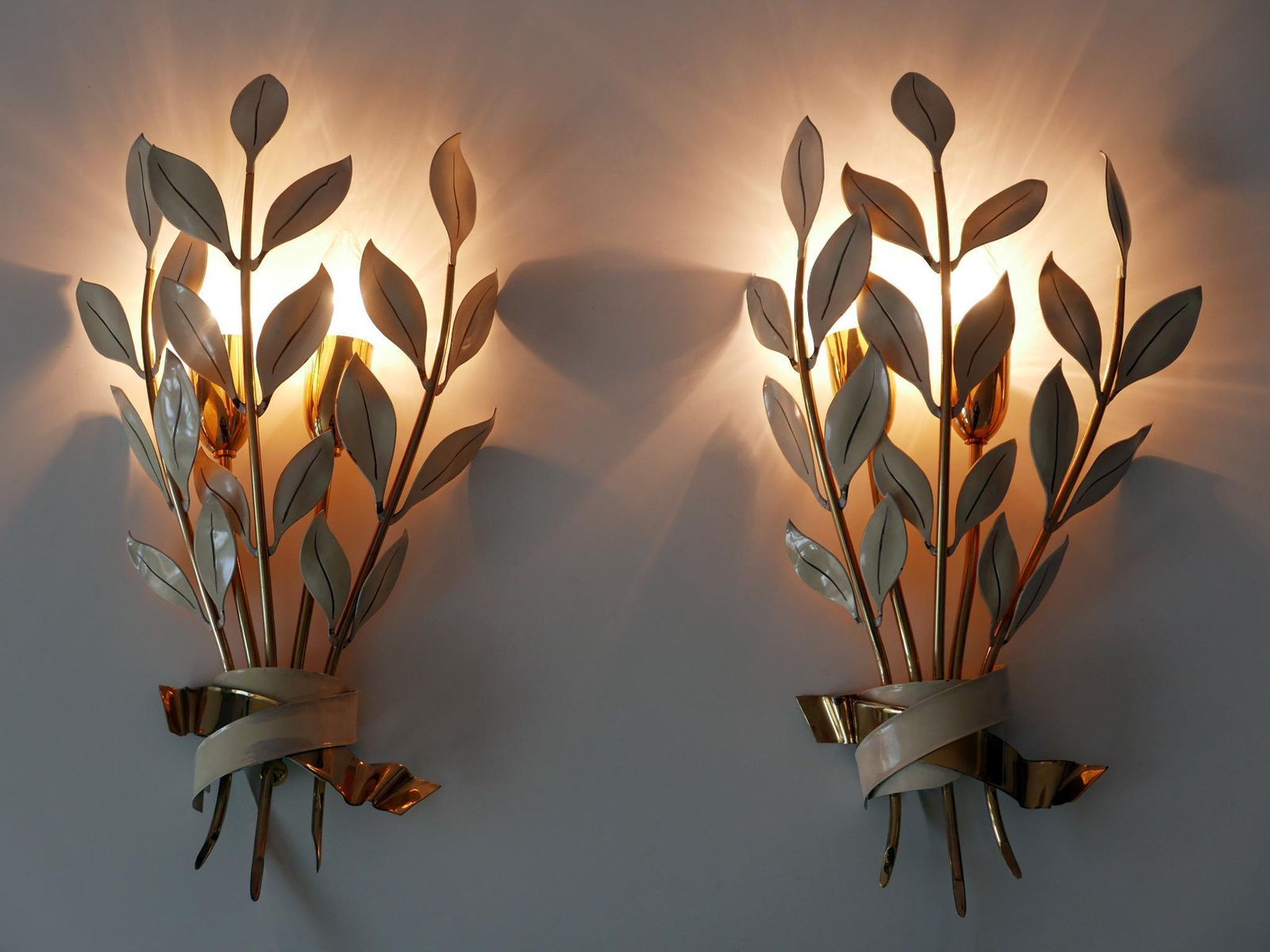 Set Of Two Rare 'Laurel Bouquet' Sconces By Vereinigte Werkstätten München 1950 photo 3119.0