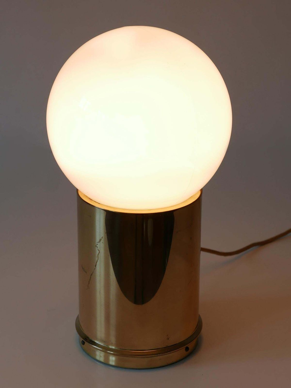 Elegant Mid Century Modern Table Lamp By Vereinigte Werkstätten Germany 1960s photo vintage