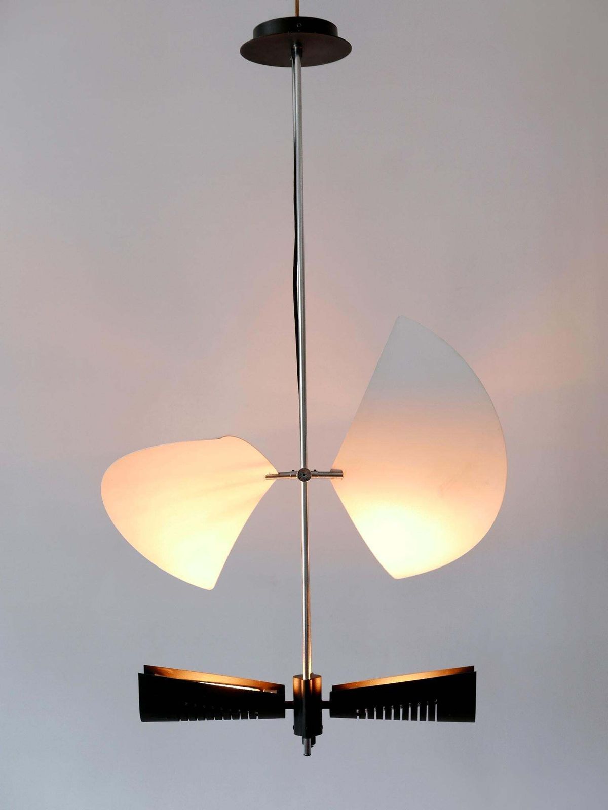 3362.0 Amazing Garcia Garay 'Enterprise' Wing Chandelier Or Ceiling Lamp Spain 1980s photo