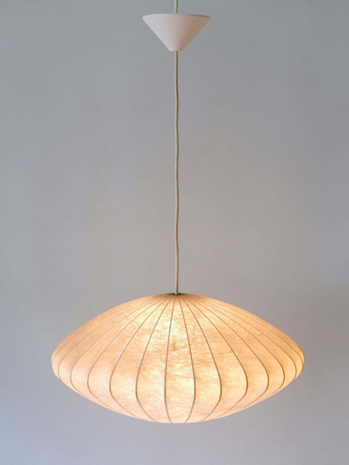 photo vinterior Rare Mid Century Modern Cocoon Pendant Lamp Or Hanging Light By Goldkant 1960s