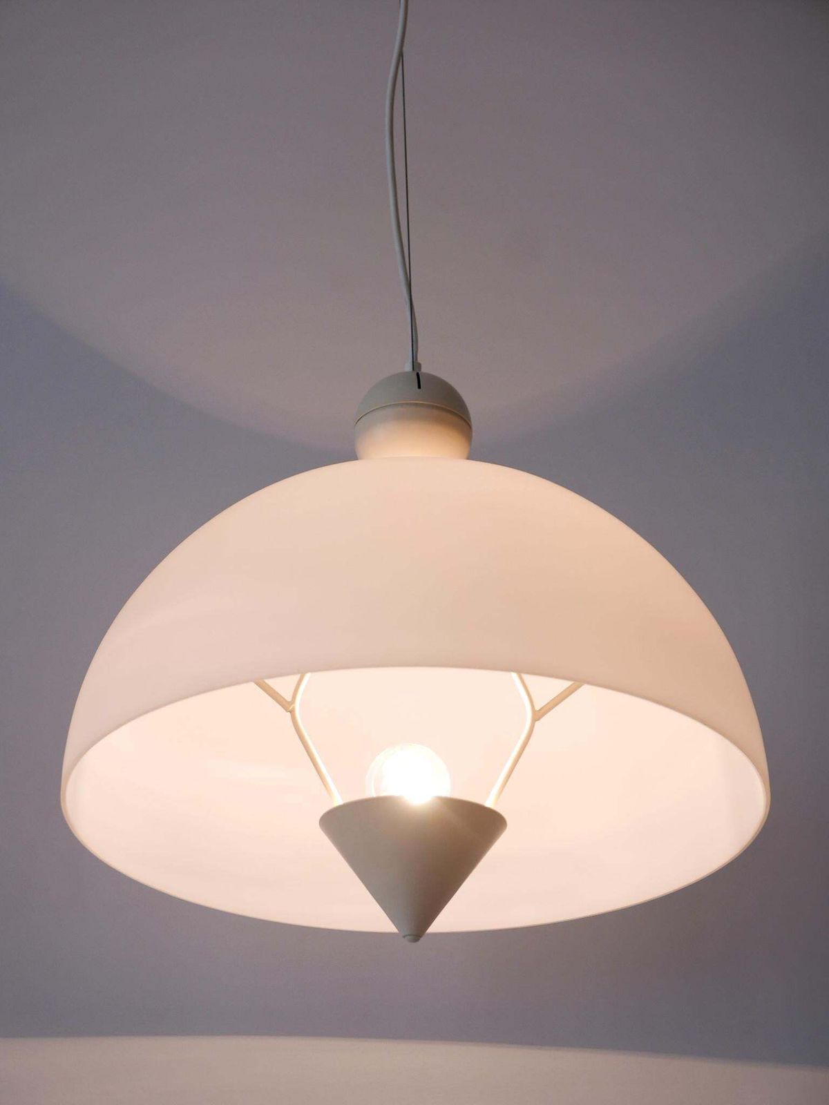 photo vintage Rare & Elegant Mid Century Modern Pendant Lamp Or Hanging Light Italy 1970s