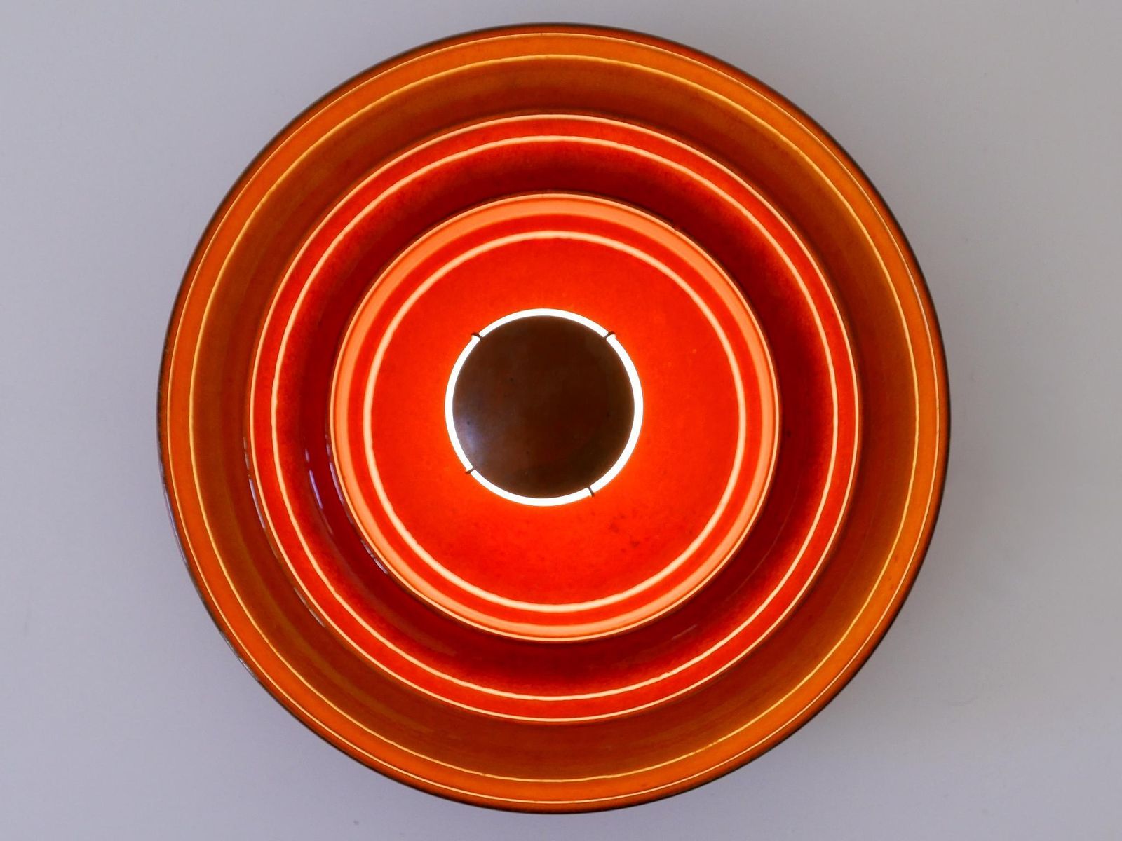 photo vintage Highly Decorative Mid Century Modern Ceramic Sconce Or Wall Light Germany 1960s