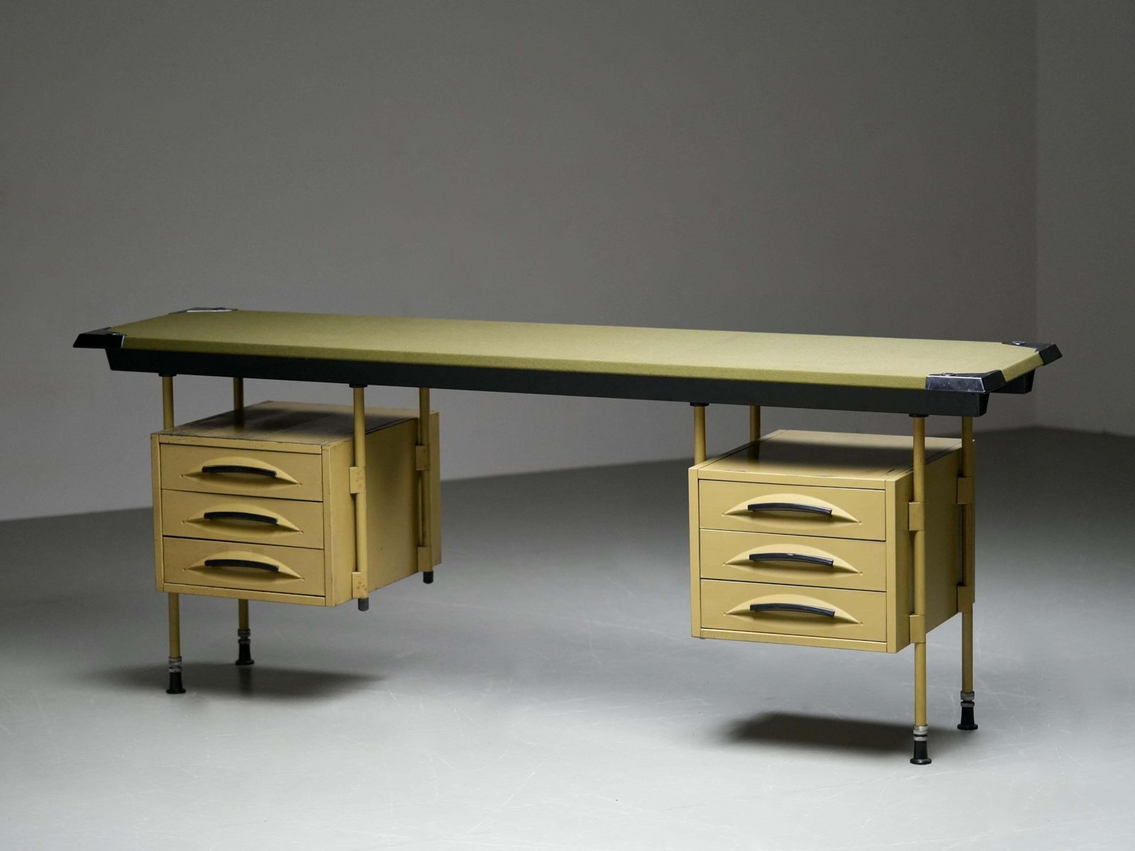 Studio Bbpr For Olivetti "Spazio" Desk With An Olive Felt Top, Italy, 1960's photo 5480.0