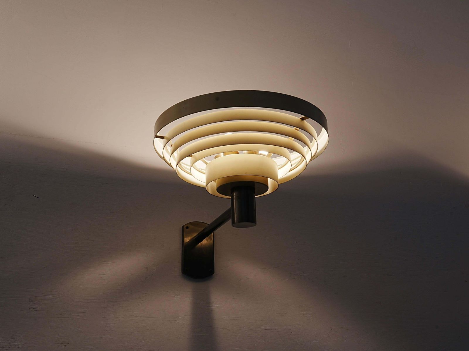 photo furniture Set Of 3 Wall Lights In Metal And Glass, Europe, 1960's