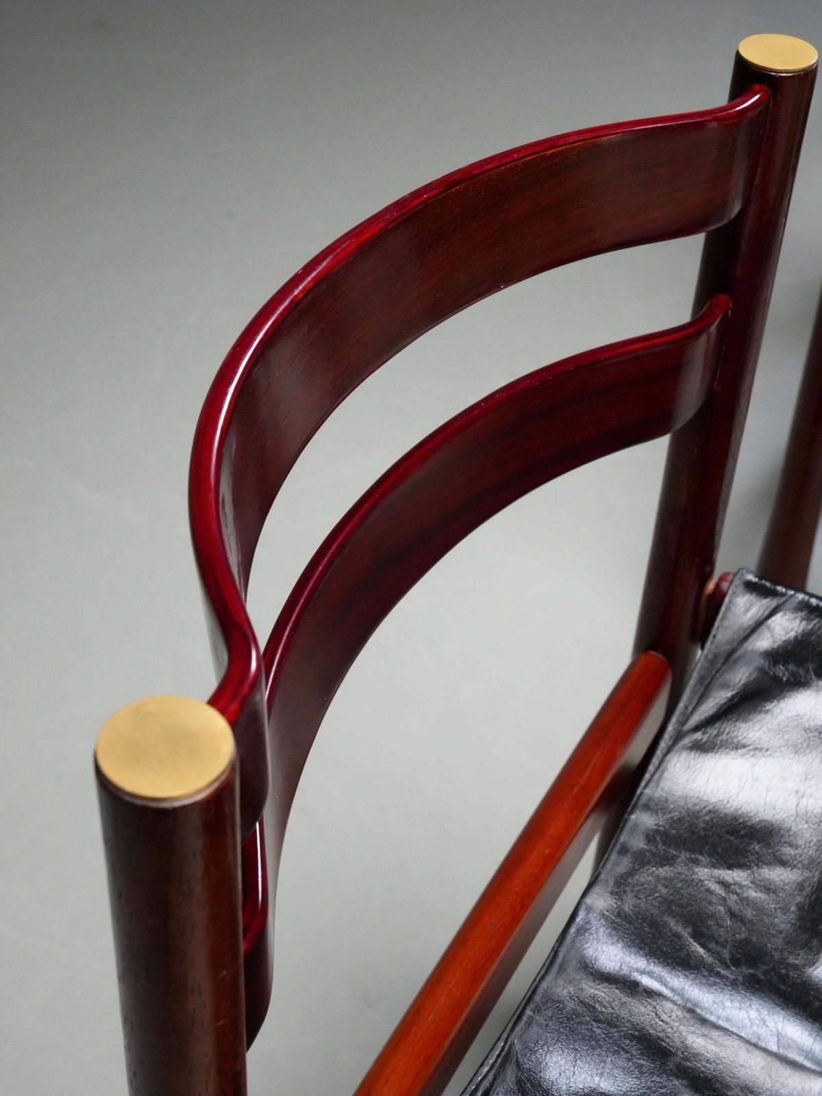 Set Van 6 Eetkamerstoelen Van Luciano Frigerio In Hout En Leer, Italië, Jaren 1970 photo vinterior