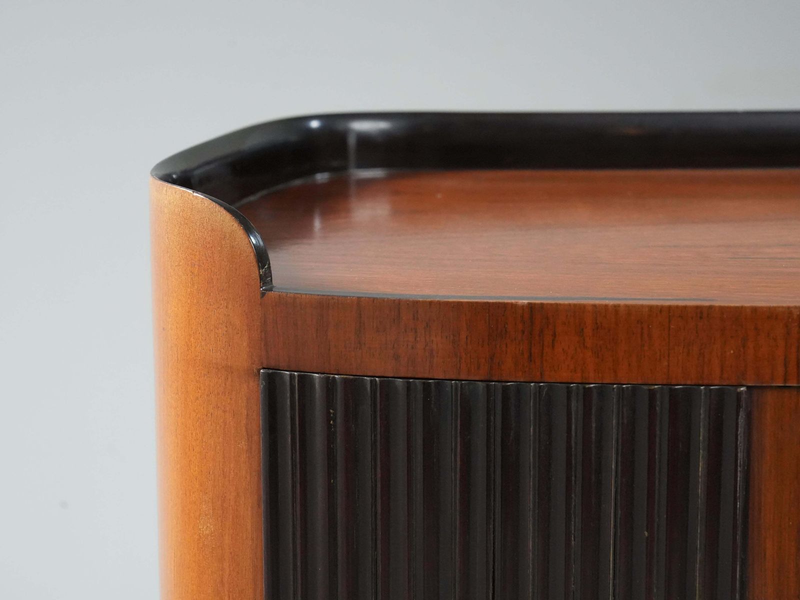 Paolo Buffa Grande Credenza Op Acht Poten, Hout, Messing En Glas, Italië, Ca. Jaren 1950 photo buy