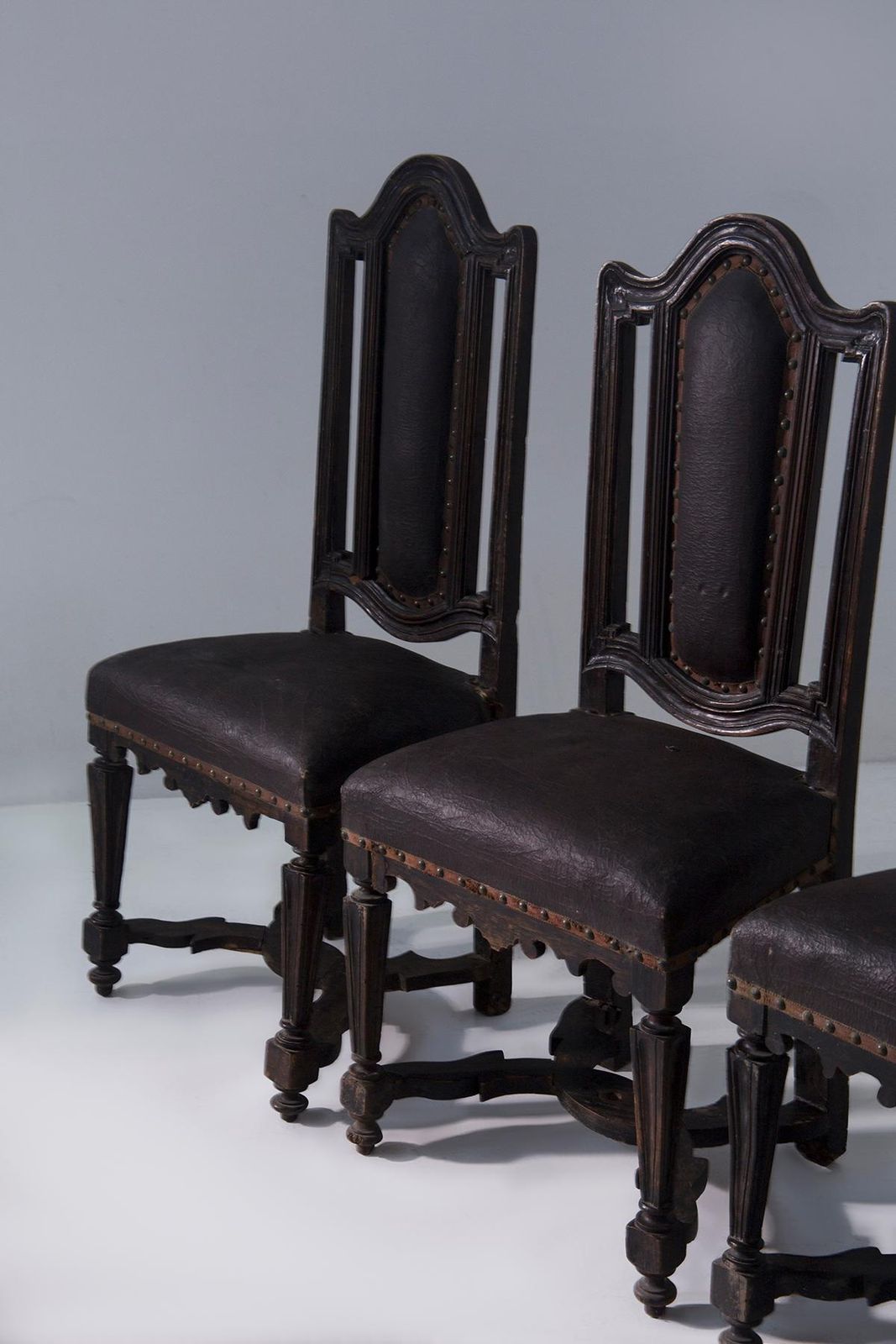 Set Of Six Antique Italian 17th 18th Century Rocchetto Chairs photo vinterior