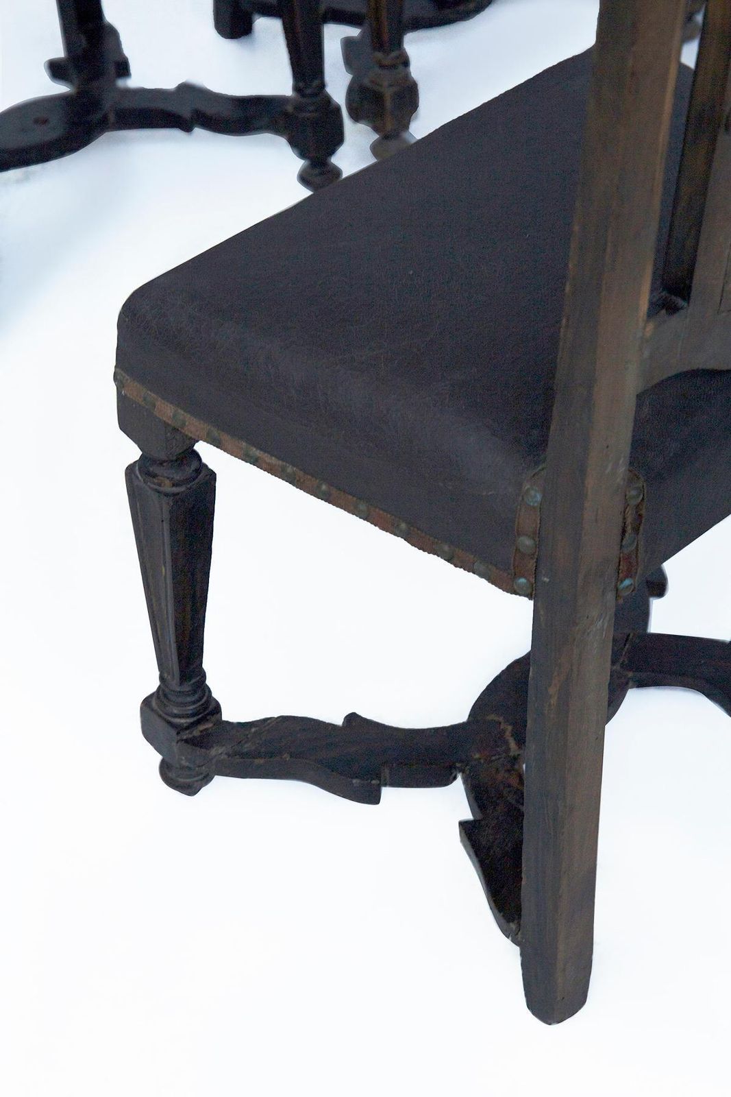 6371.0 Set Of Six Antique Italian 17th 18th Century Rocchetto Chairs photo