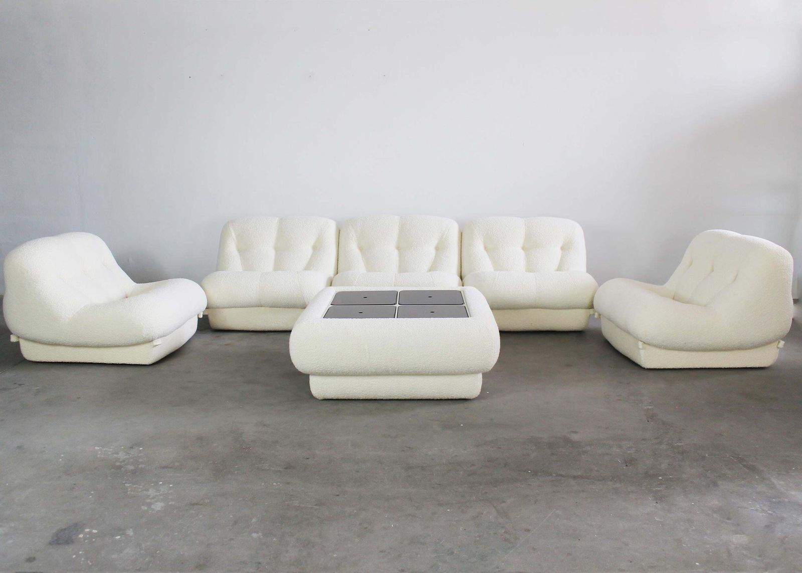 Rino Maturi Nuvolone Living Room Set In White Boucle By Mimo Padova 1970s Italy photo furniture