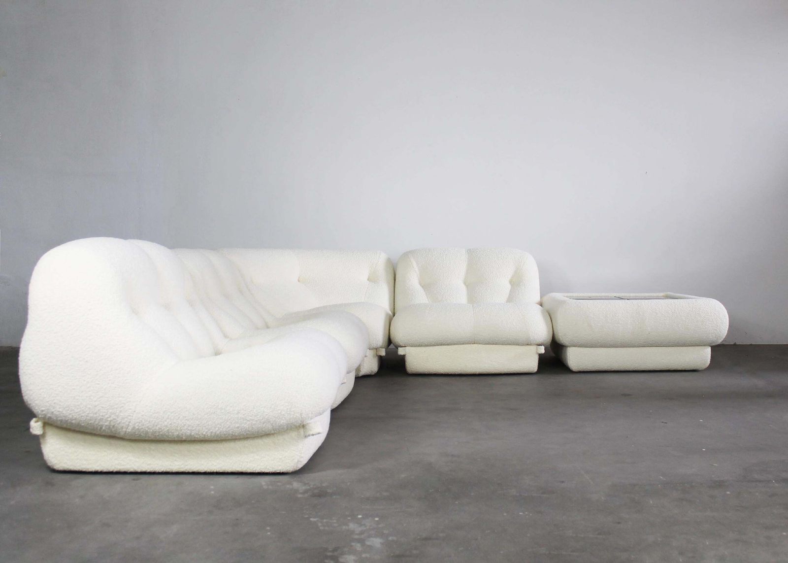 Rino Maturi Nuvolone Living Room Set In White Boucle By Mimo Padova 1970s Italy photo 12196.0